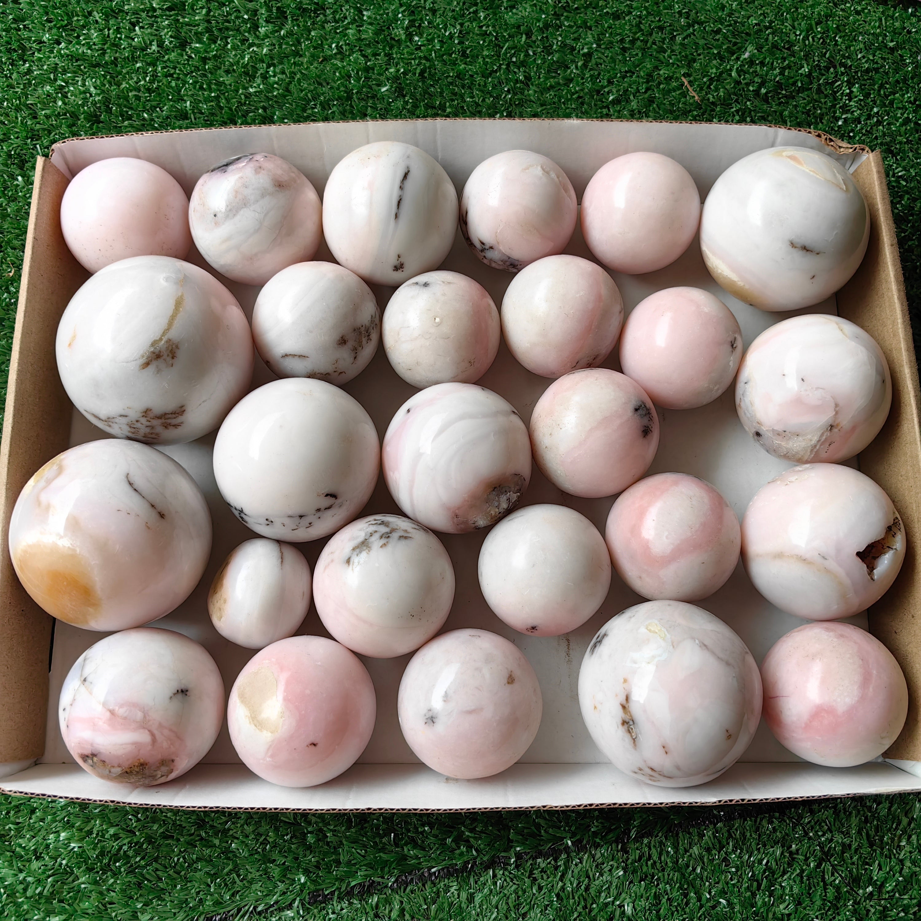 26 pc peruvian pink opal spheres