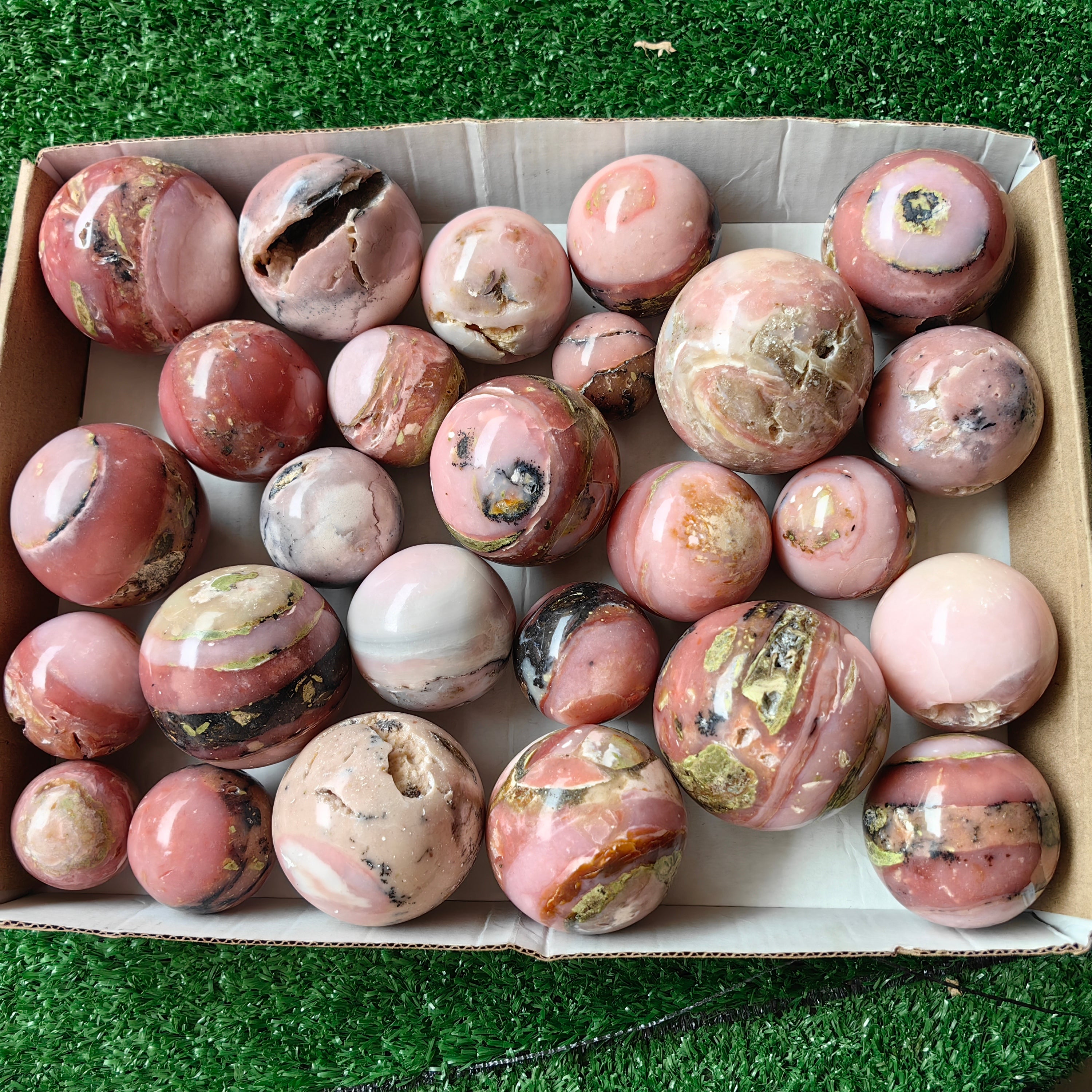 26 pc peruvian pink opal spheres