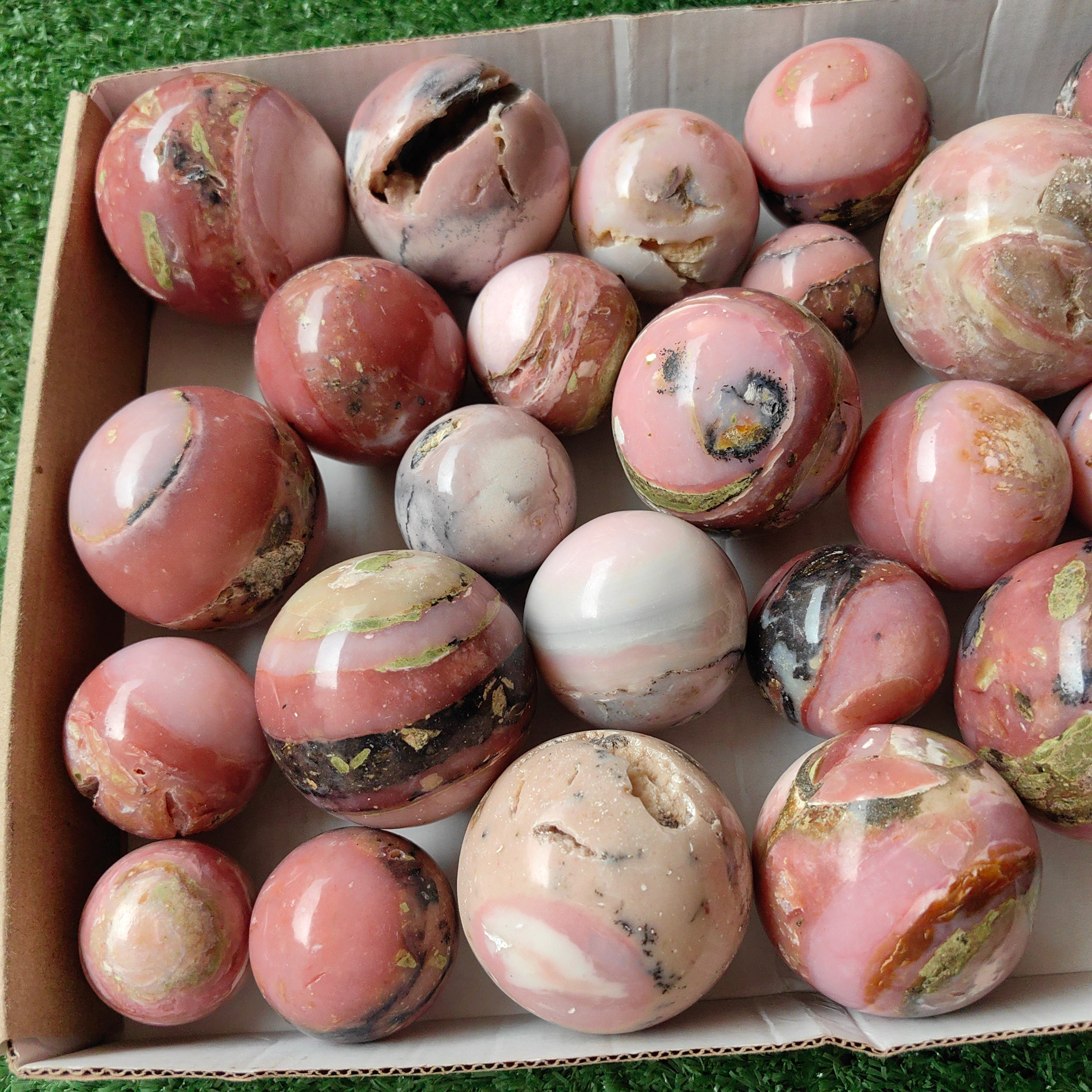 26 pc peruvian pink opal spheres