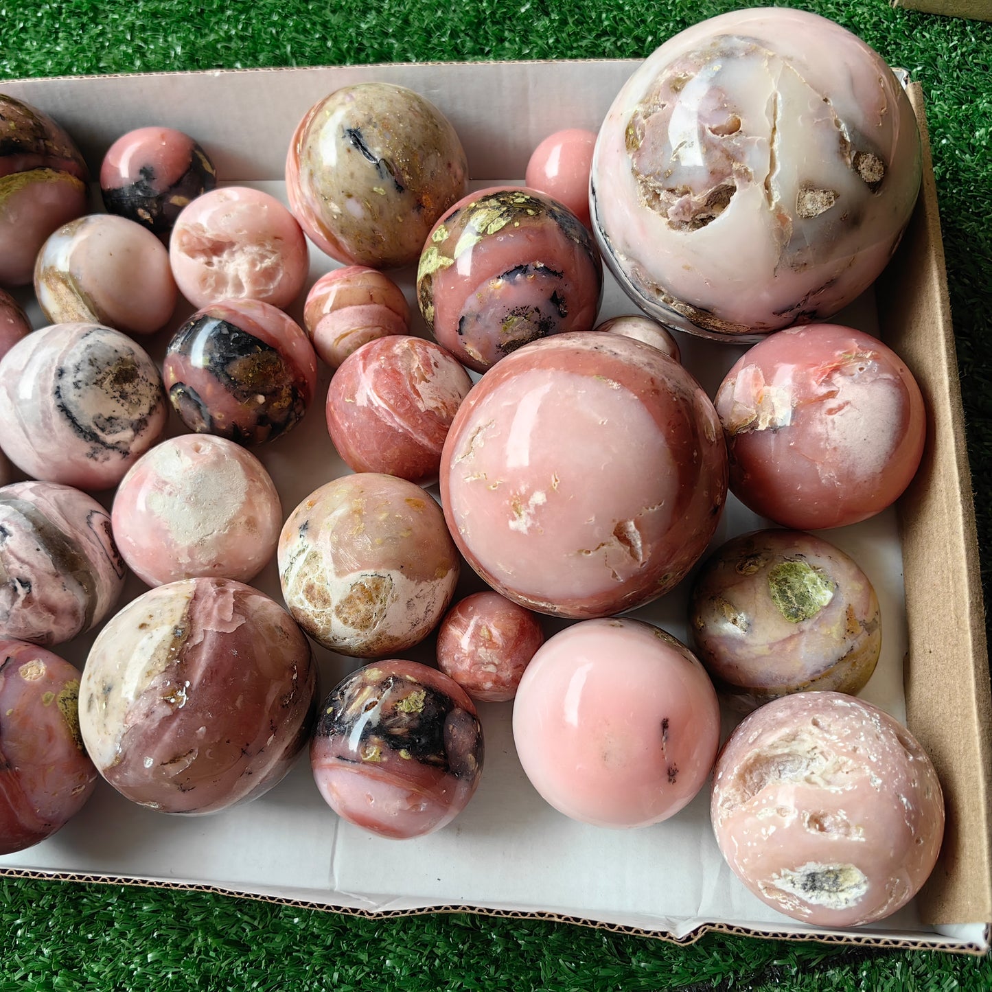 28 pc peruvian pink opal spheres