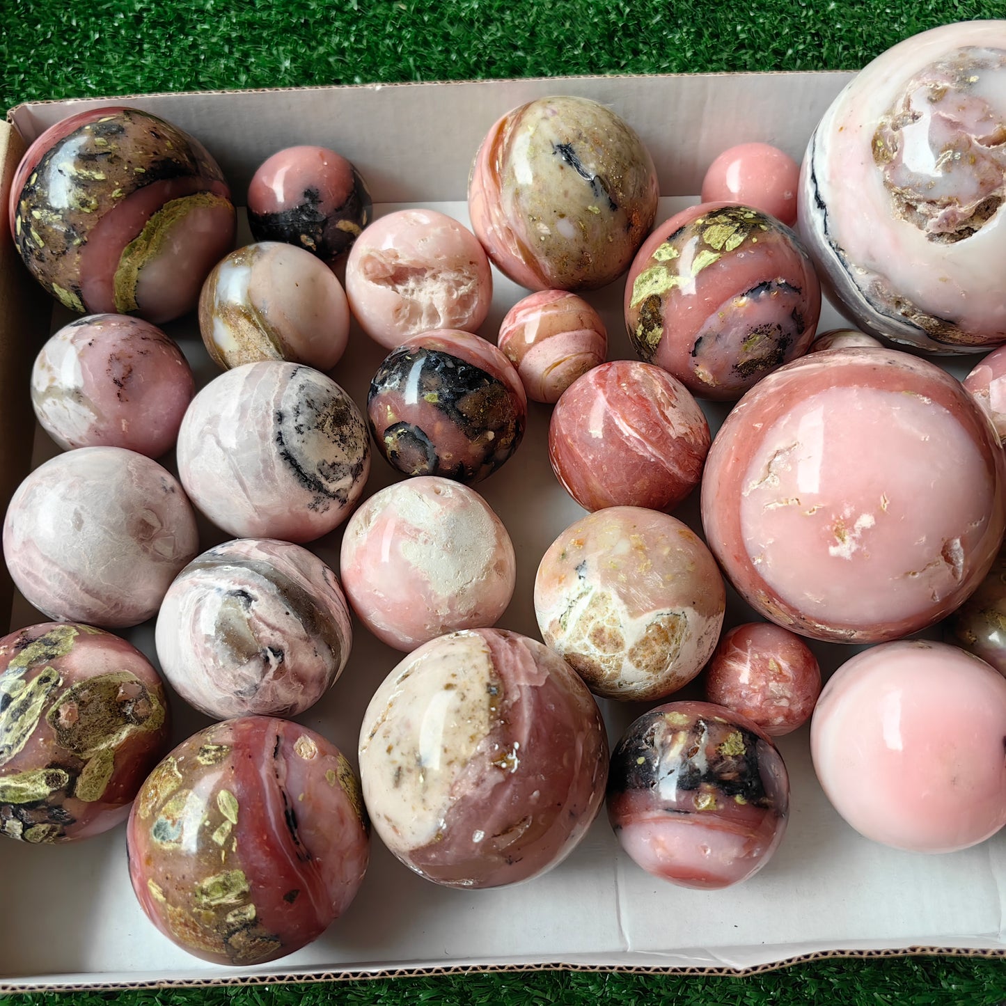 28 pc peruvian pink opal spheres