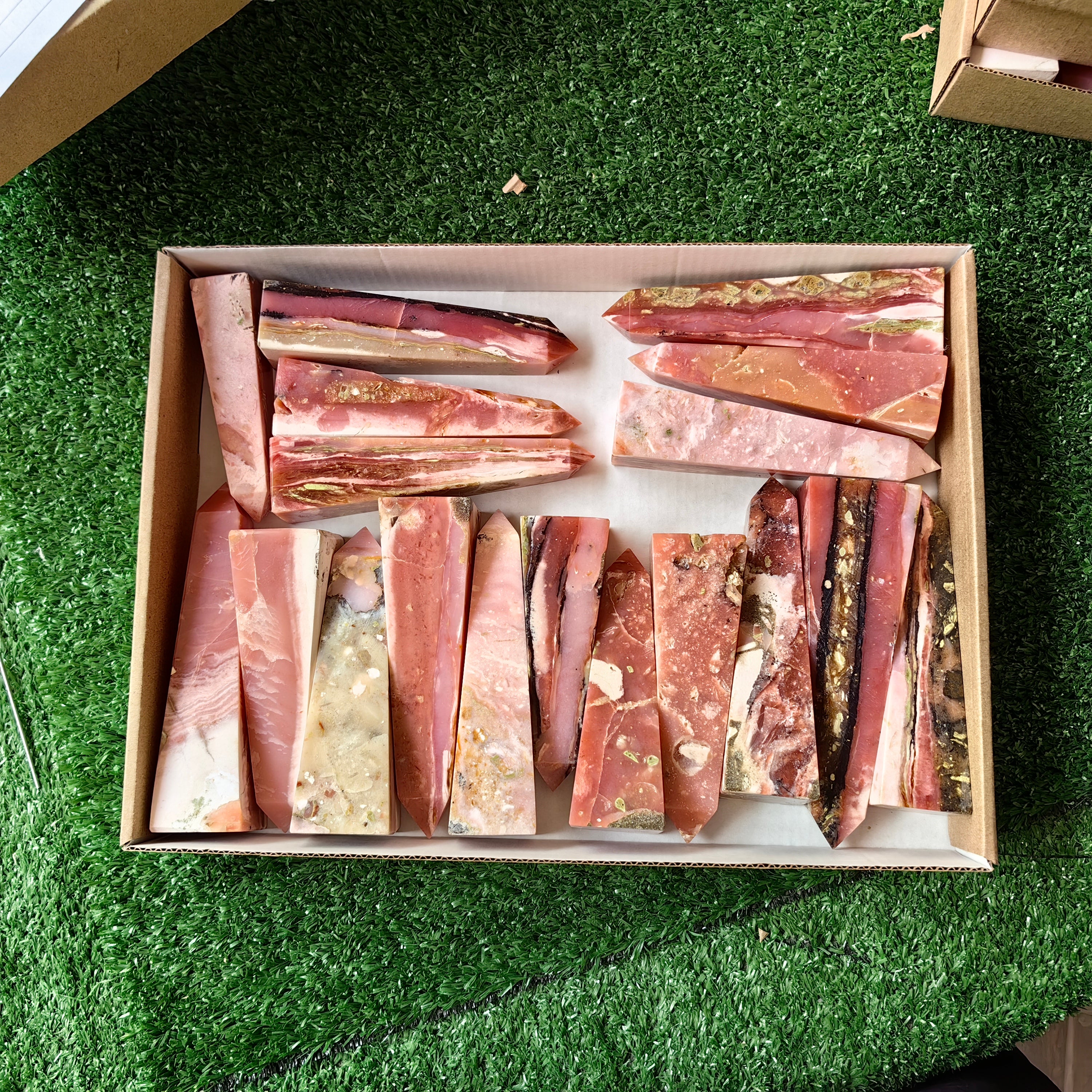 18 pc peruvian pink opal towers