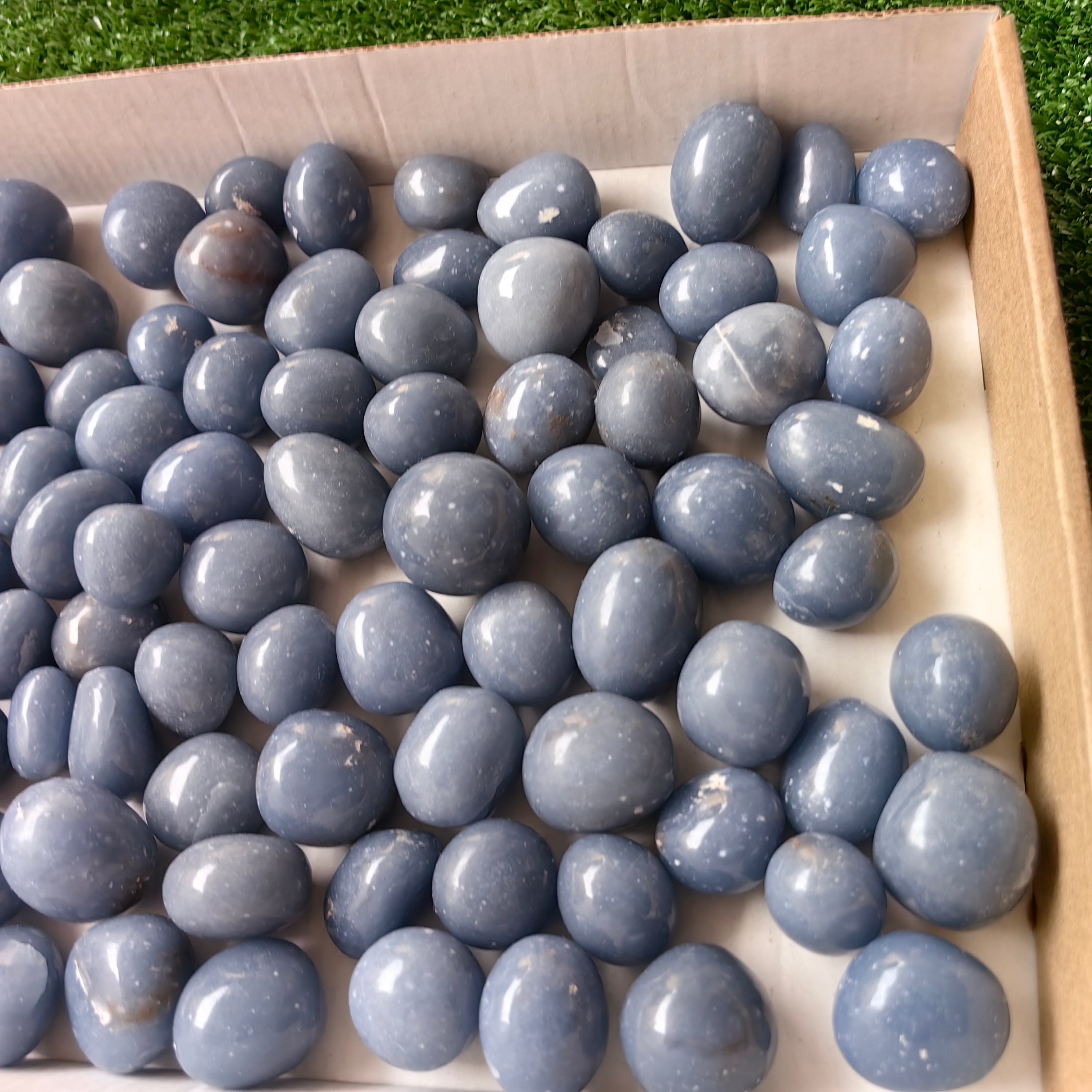 2 kg tumbled blue angelite