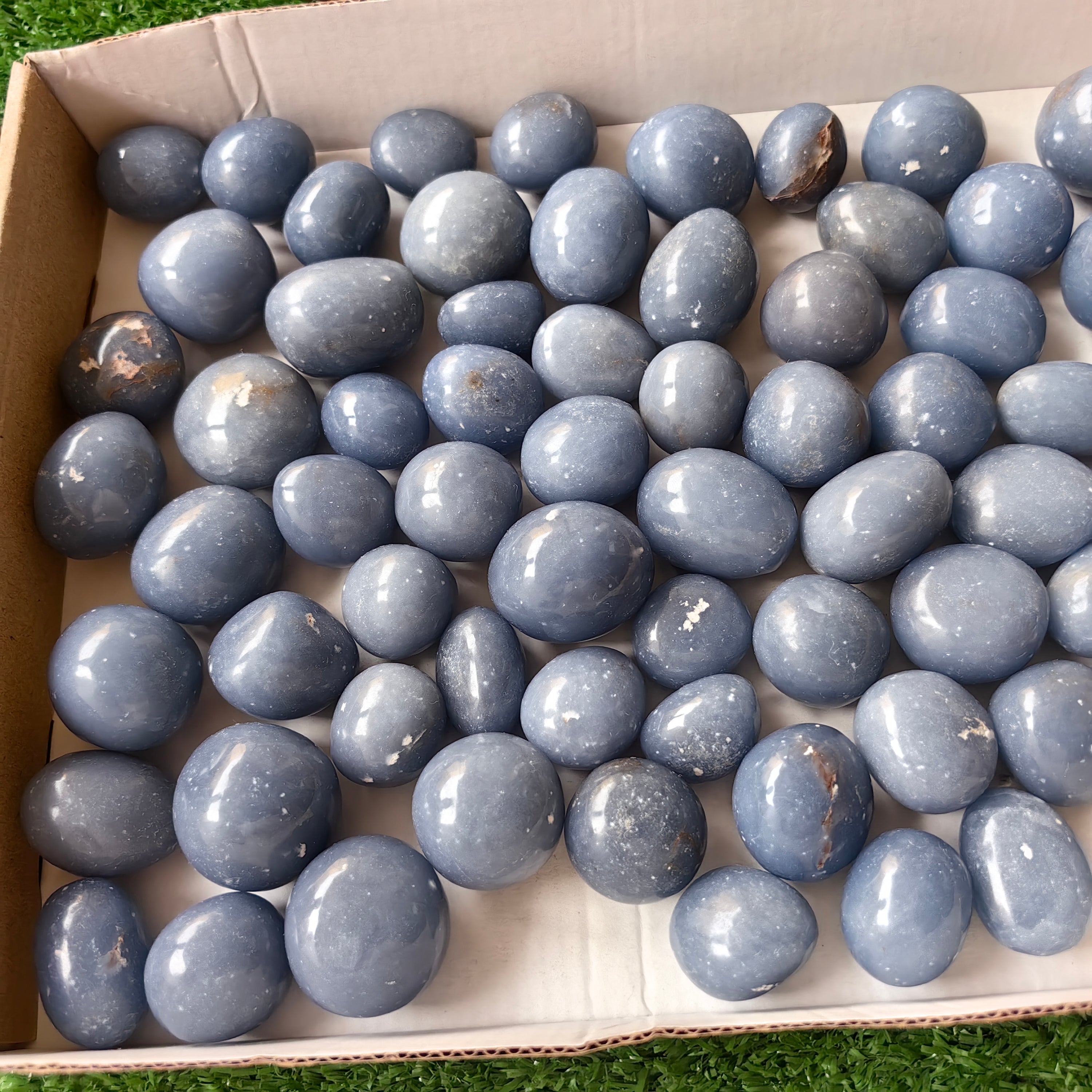 2 kg tumbled blue angelite