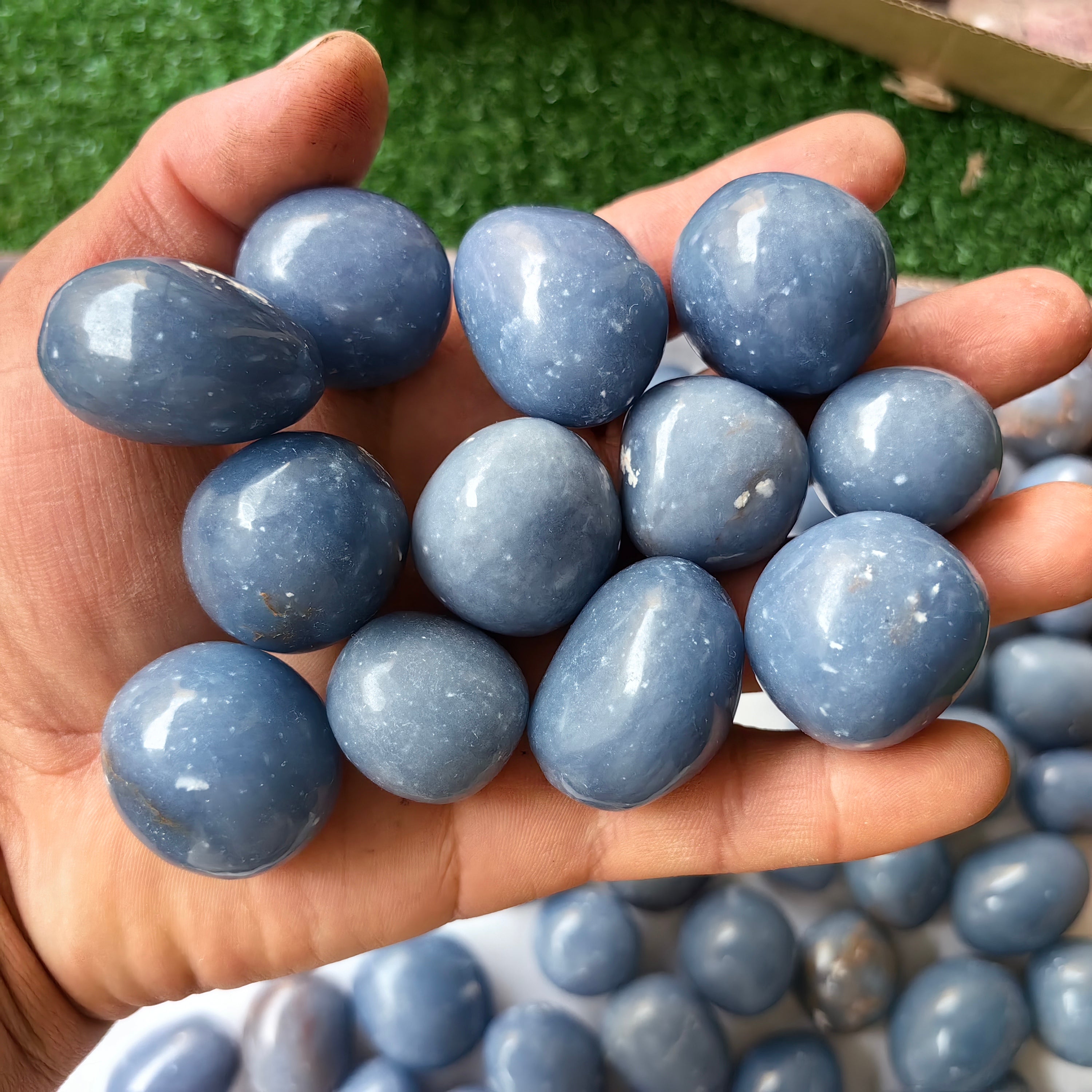 2 kg tumbled blue angelite