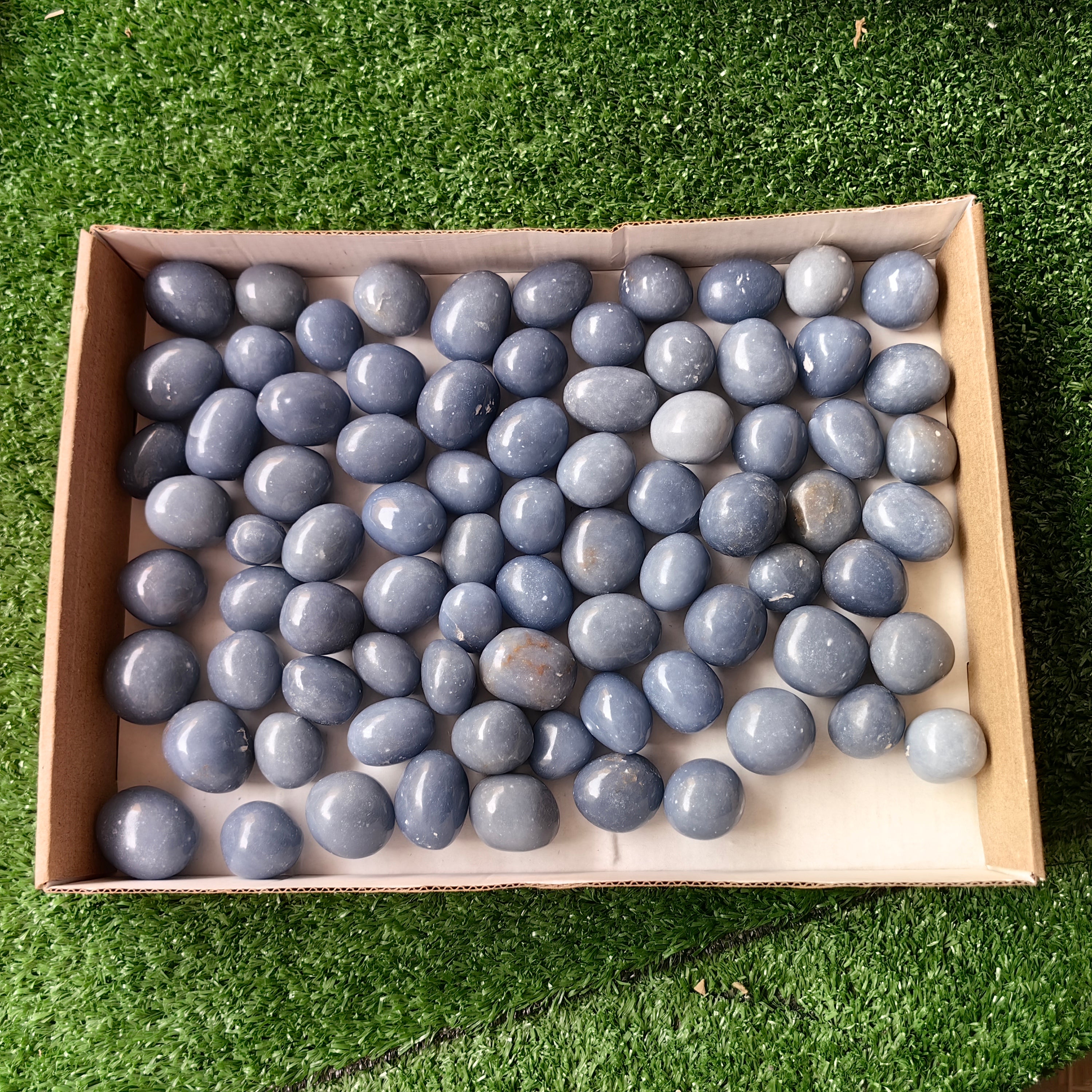 2 kg tumbled blue angelite