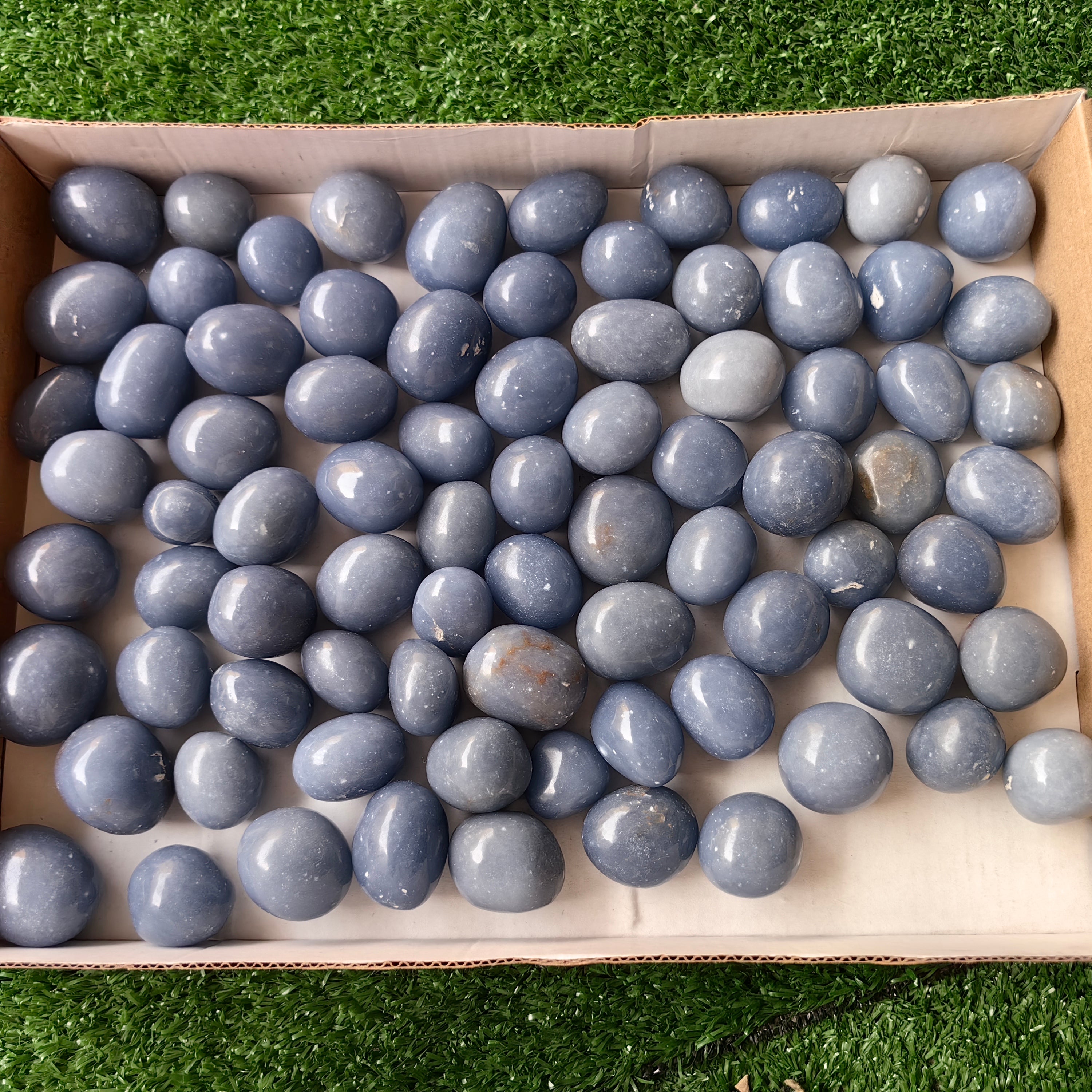 2 kg tumbled blue angelite