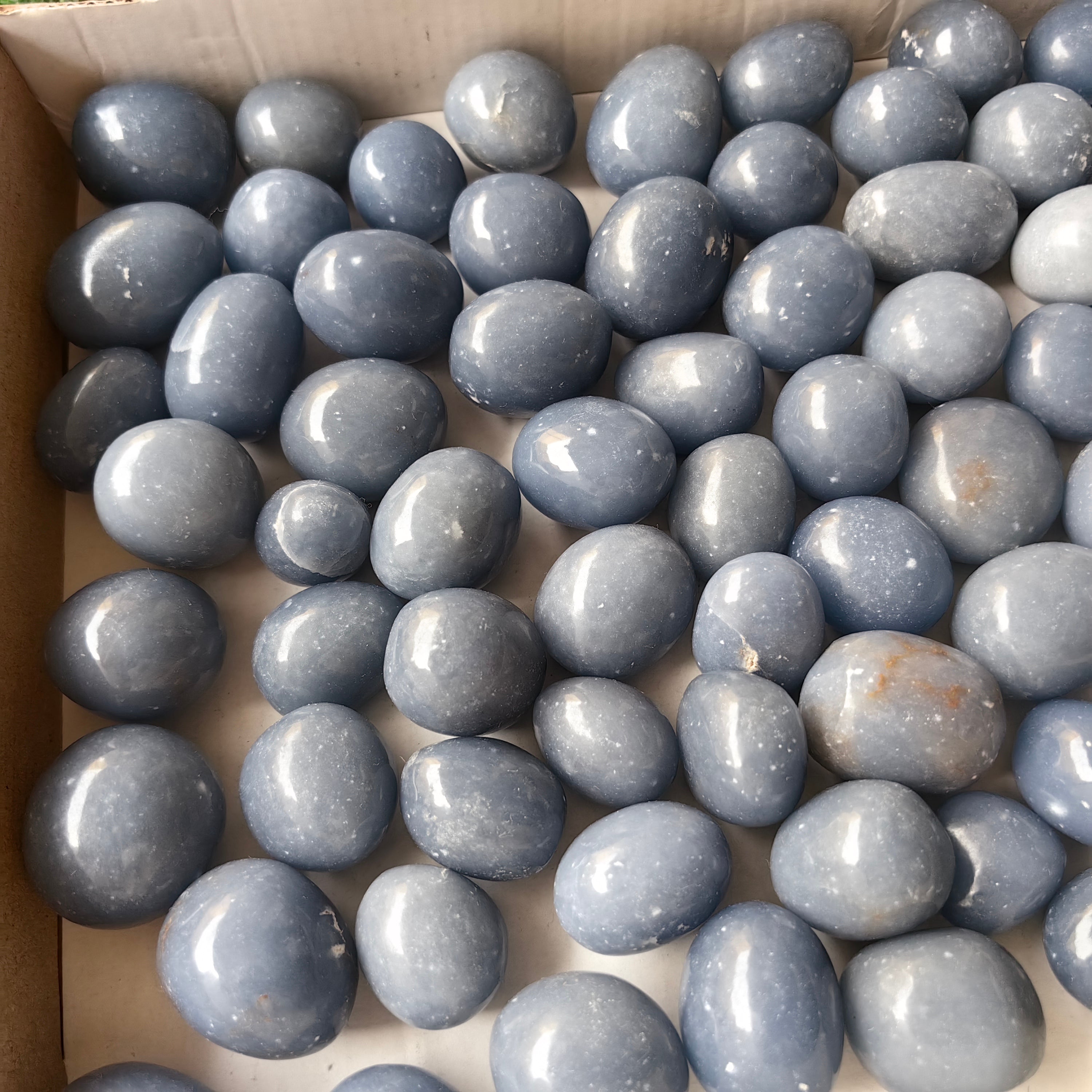 2 kg tumbled blue angelite