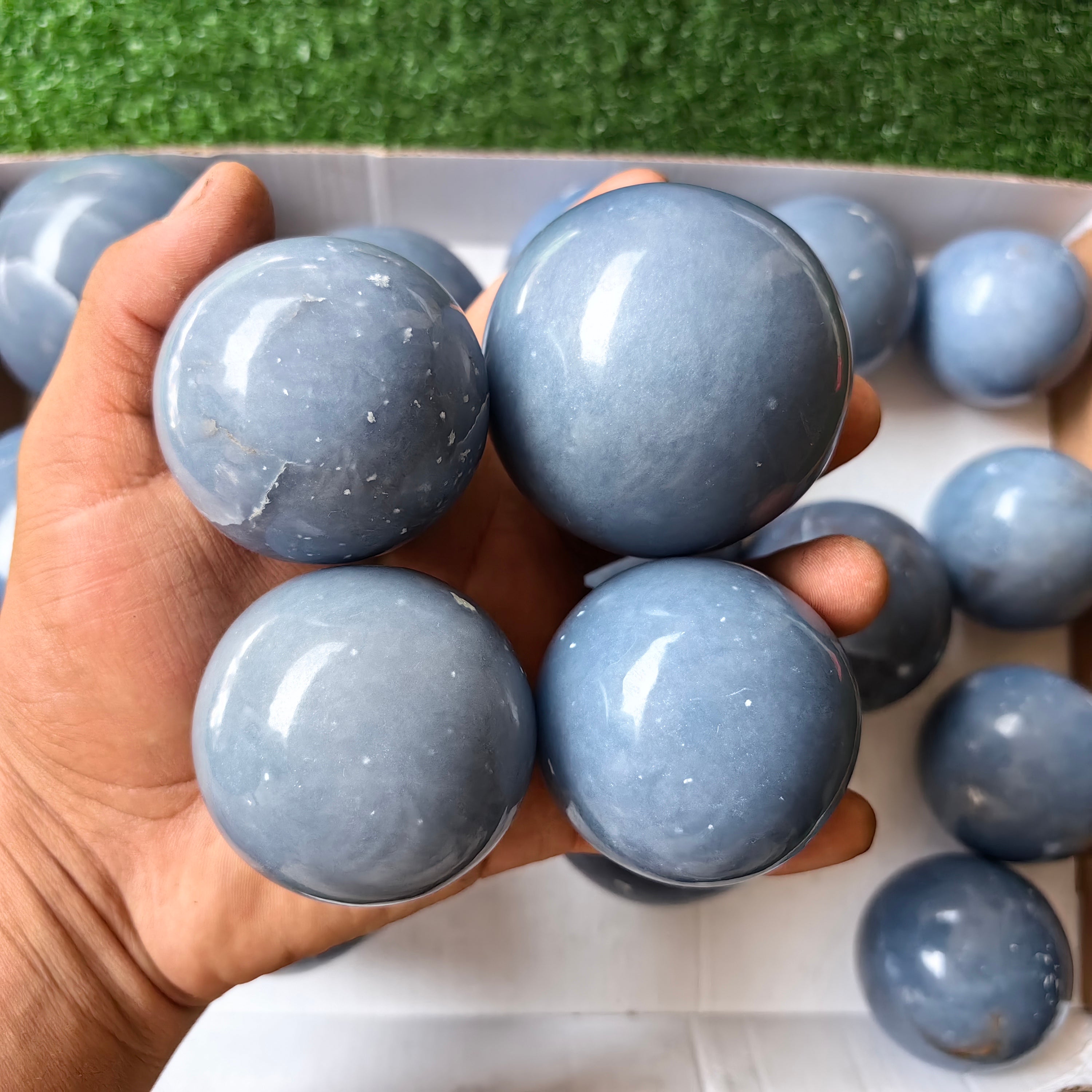 18 pc blue angelite spheres