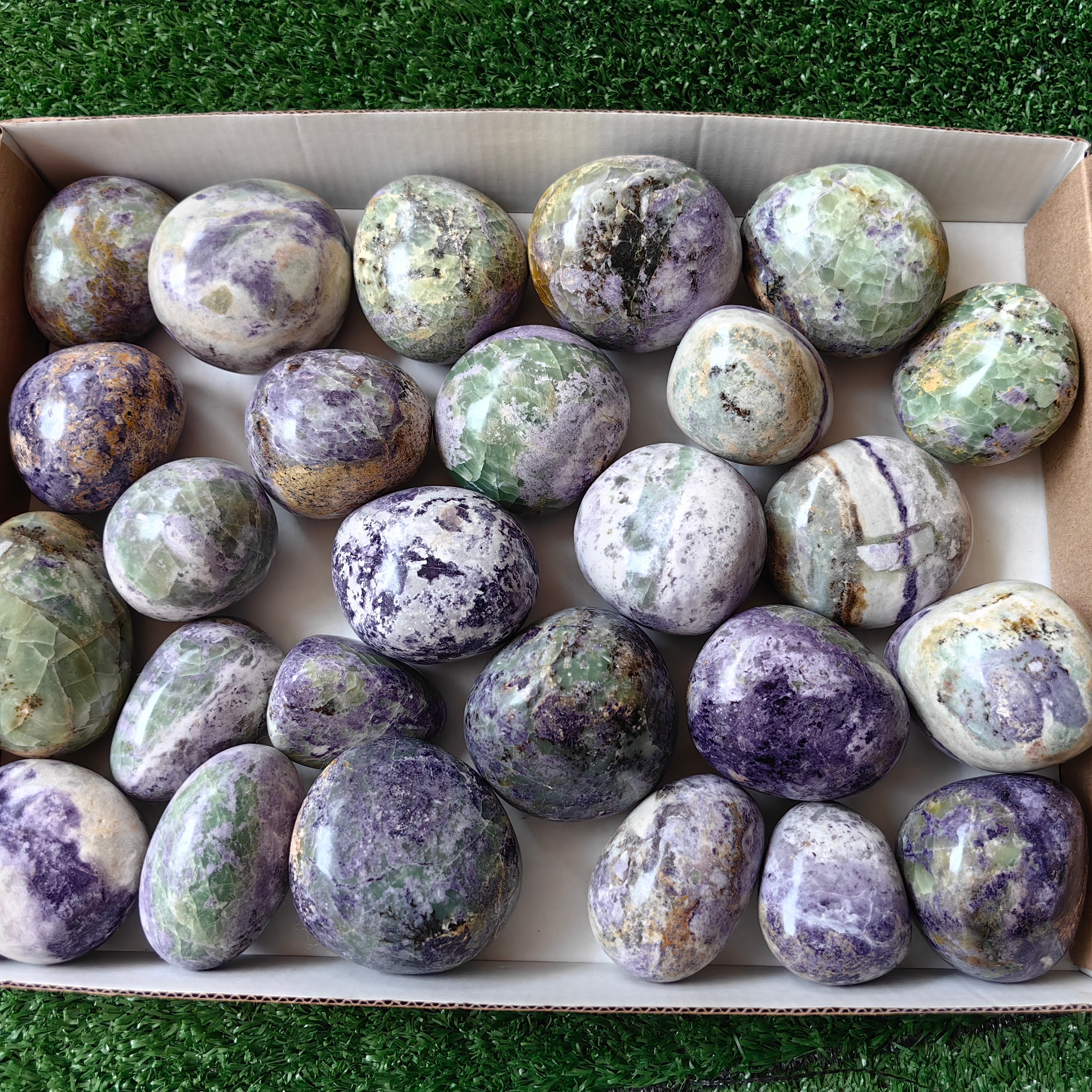 26 pc bolivianite free forms