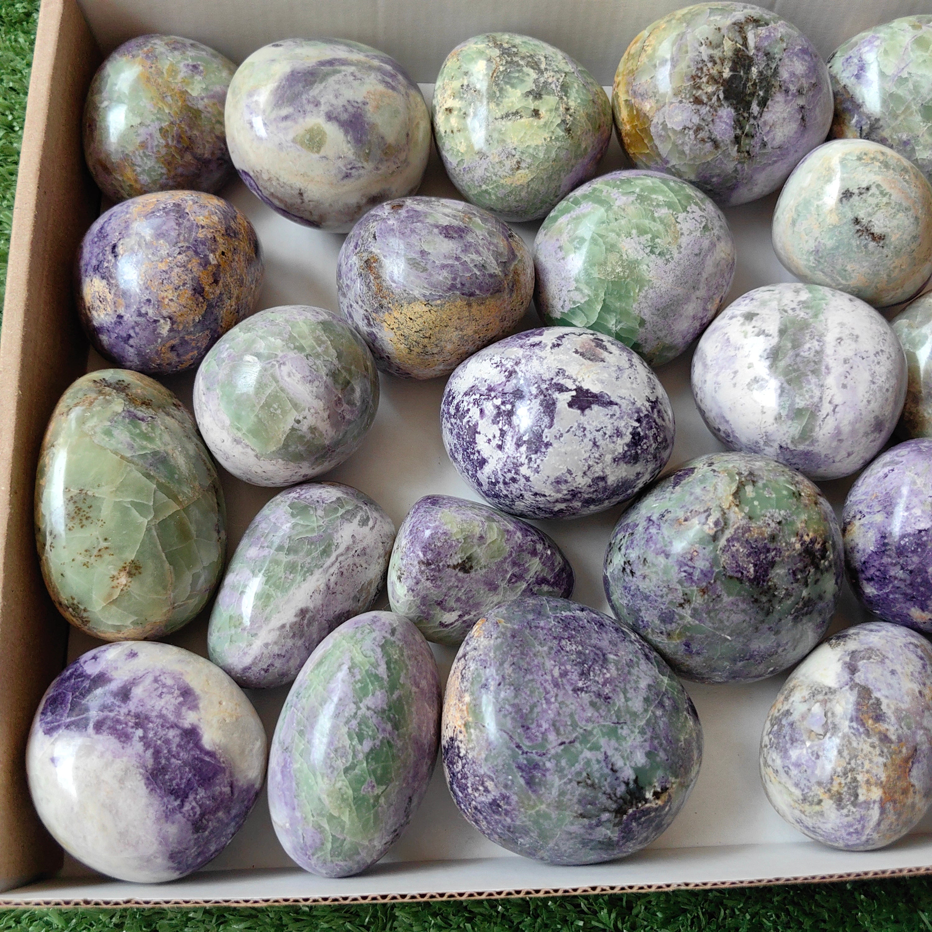 26 pc bolivianite free forms