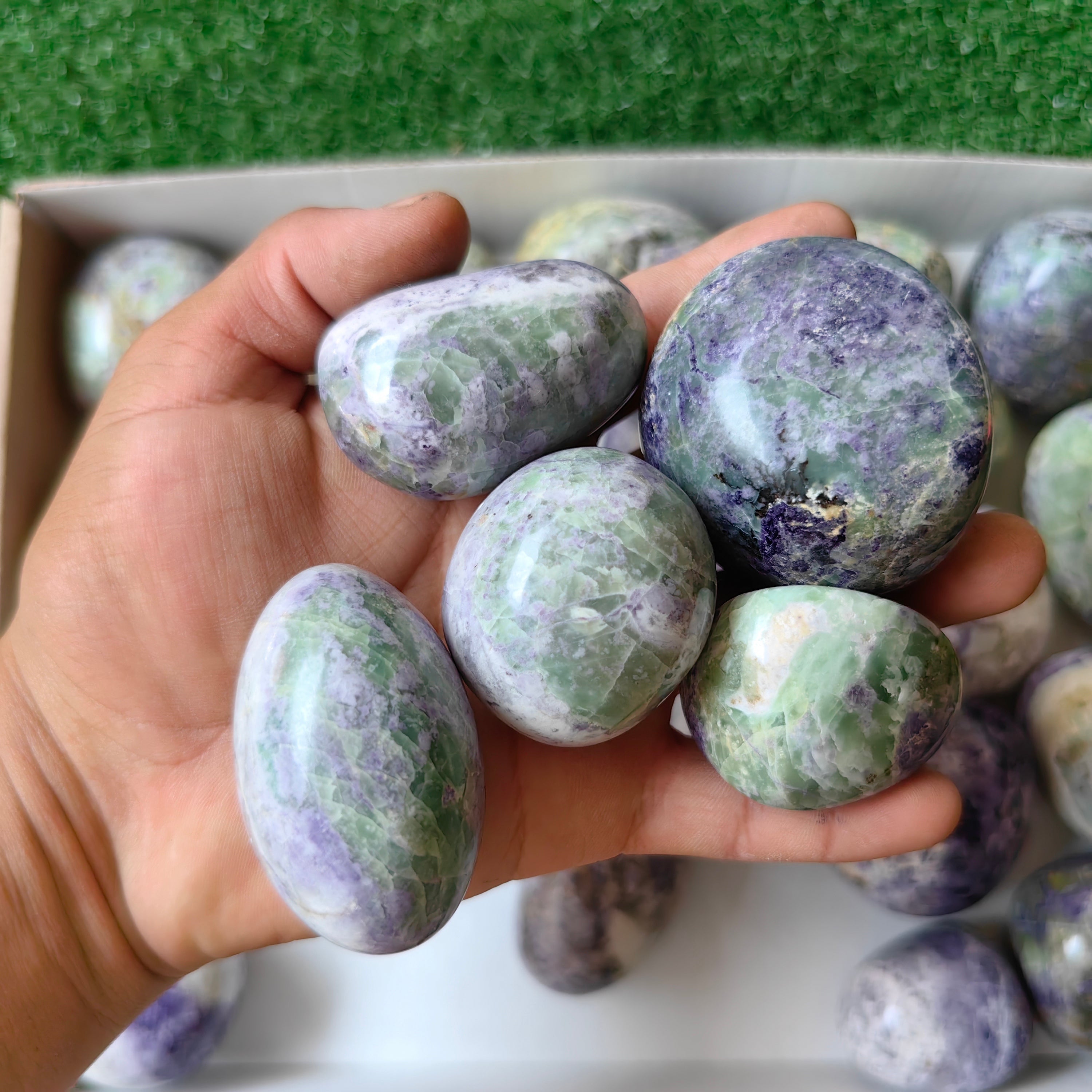 26 pc bolivianite free forms