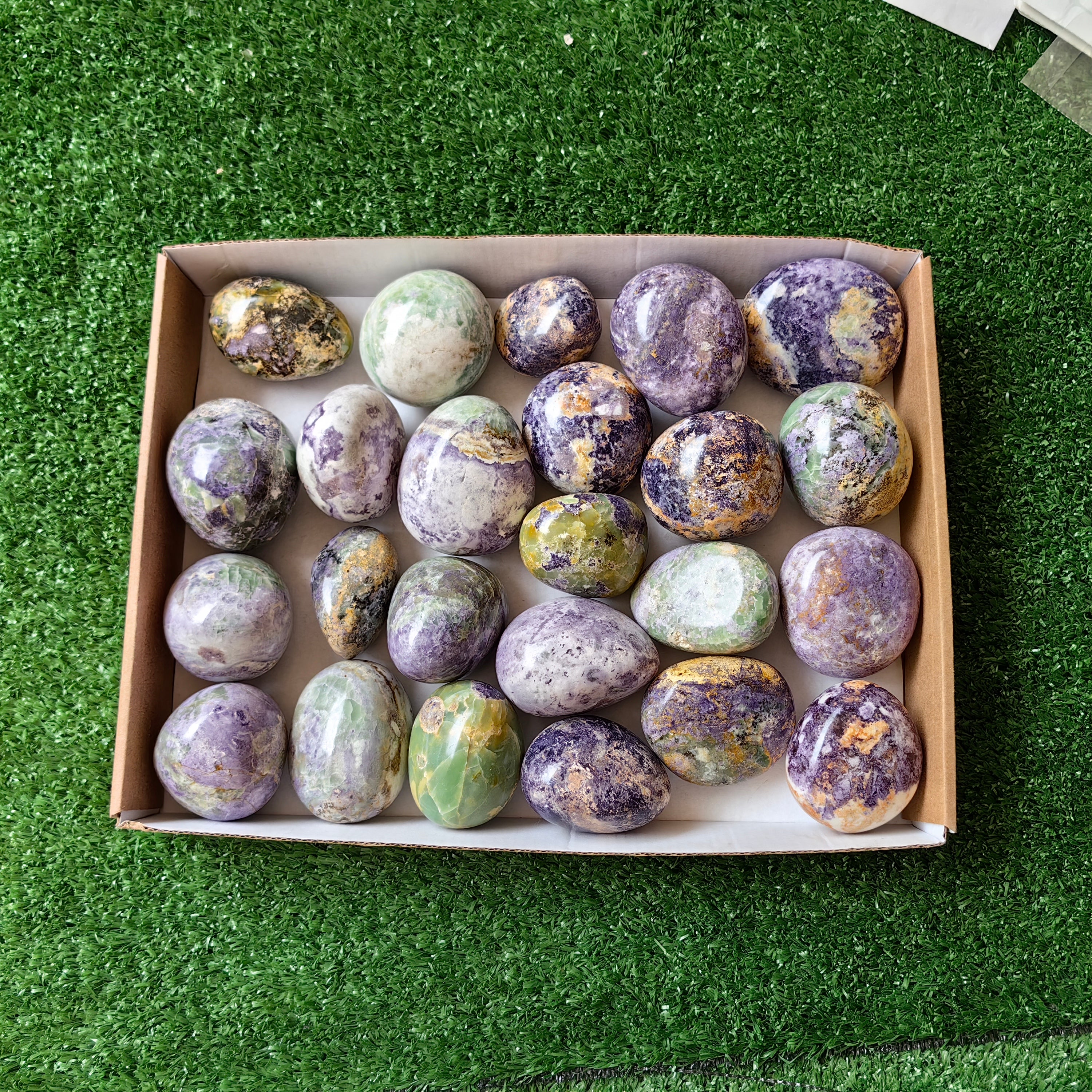 24 pc bolivianite free forms