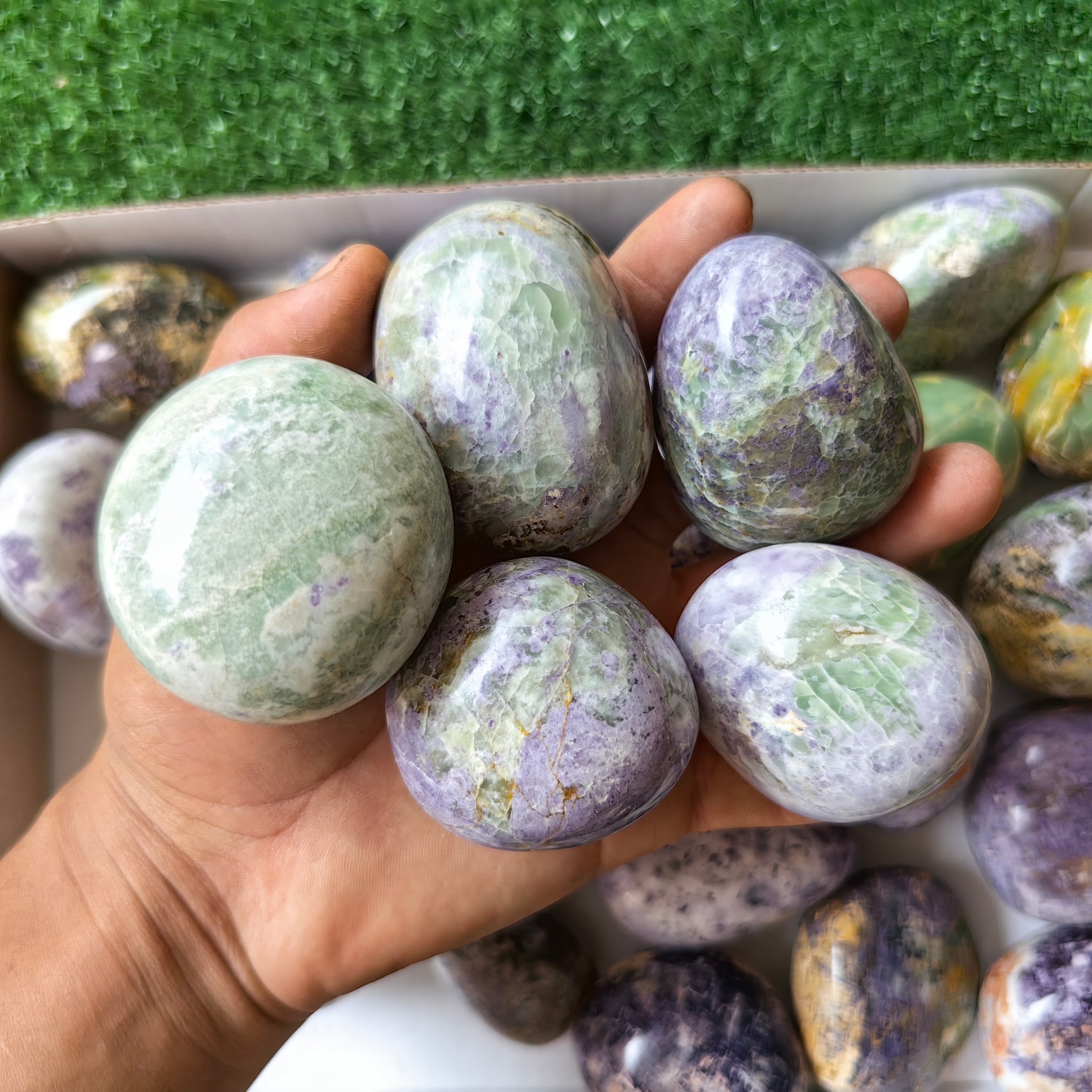 24 pc bolivianite free forms