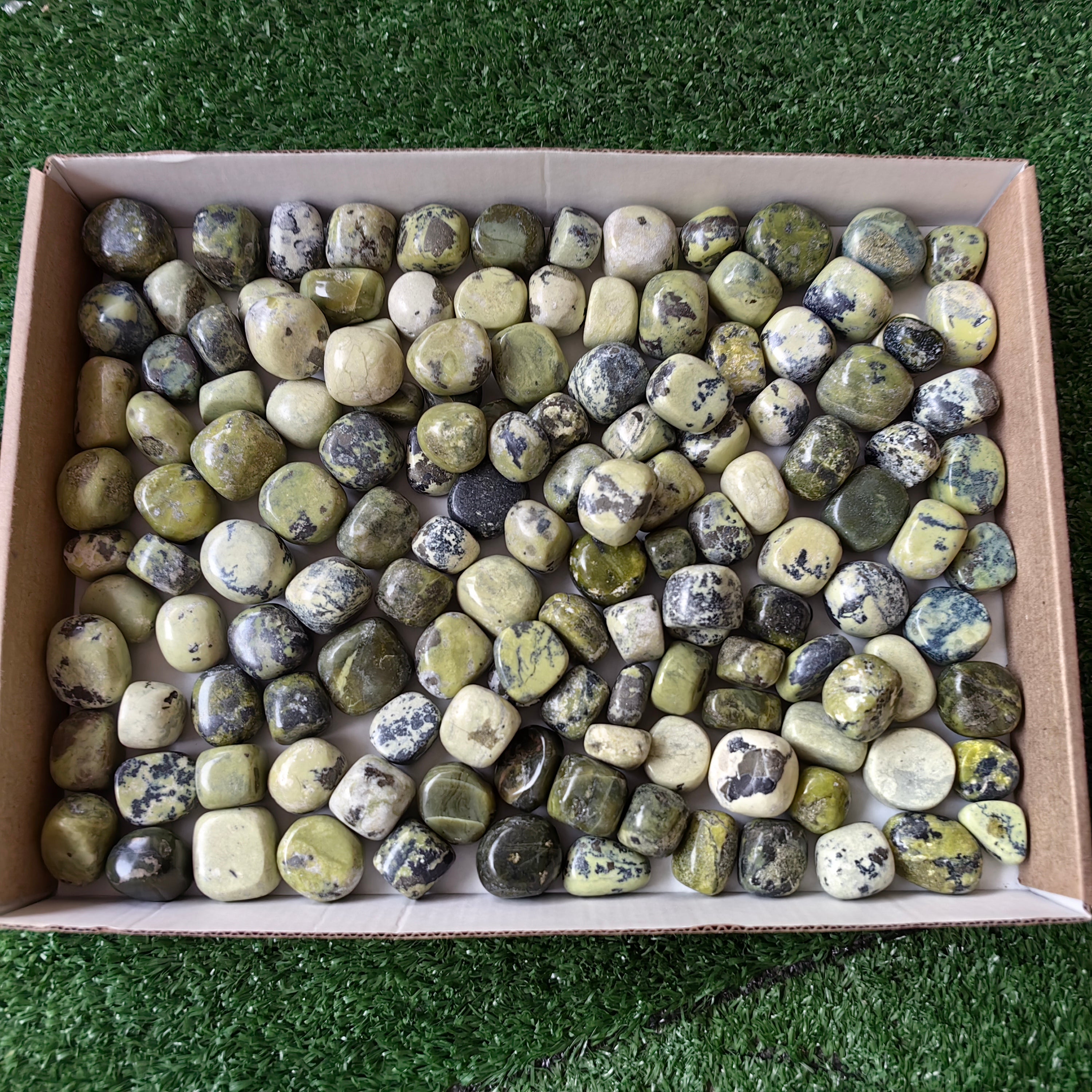 2 kg tumbled green serpentine