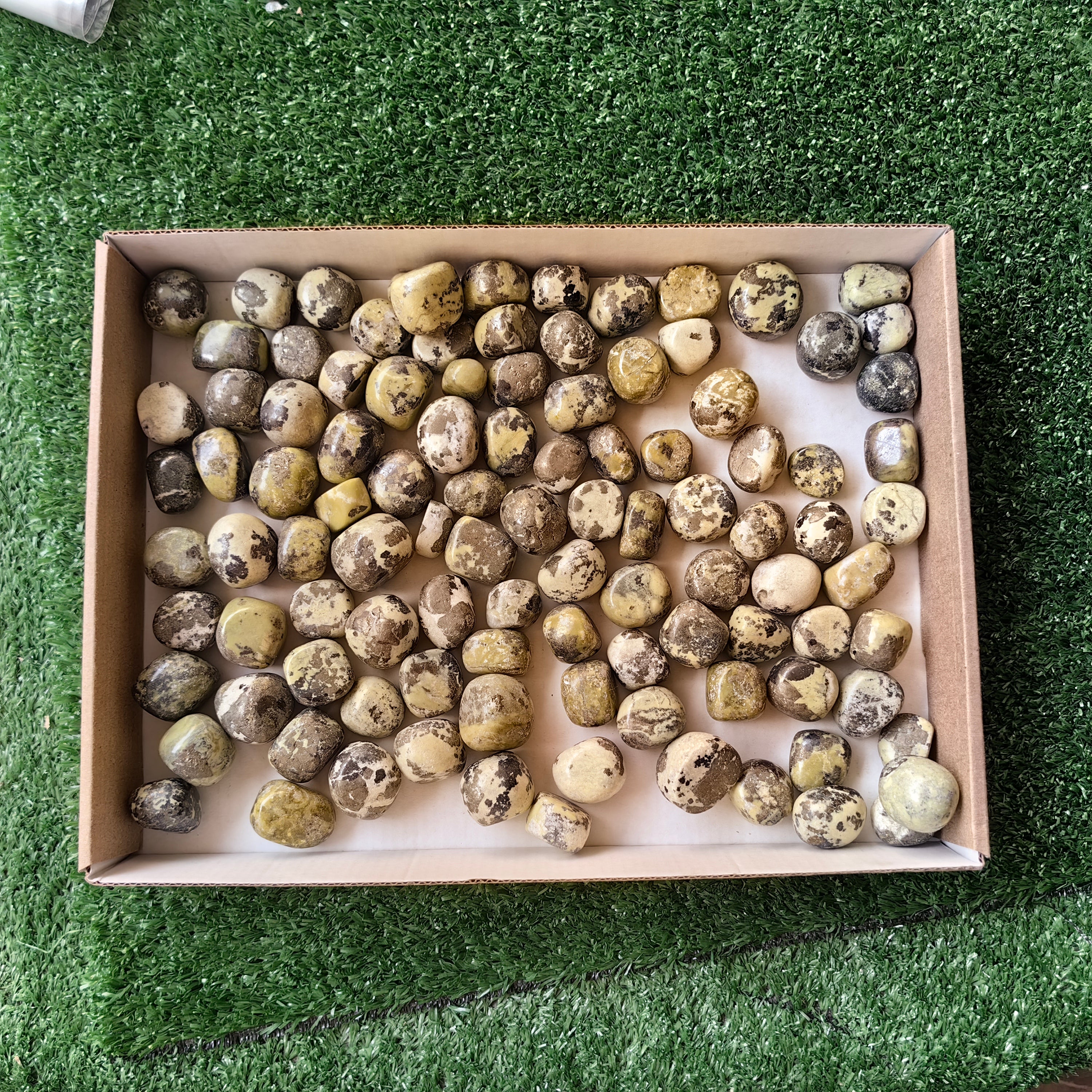 2 kg tumbled green serpentine