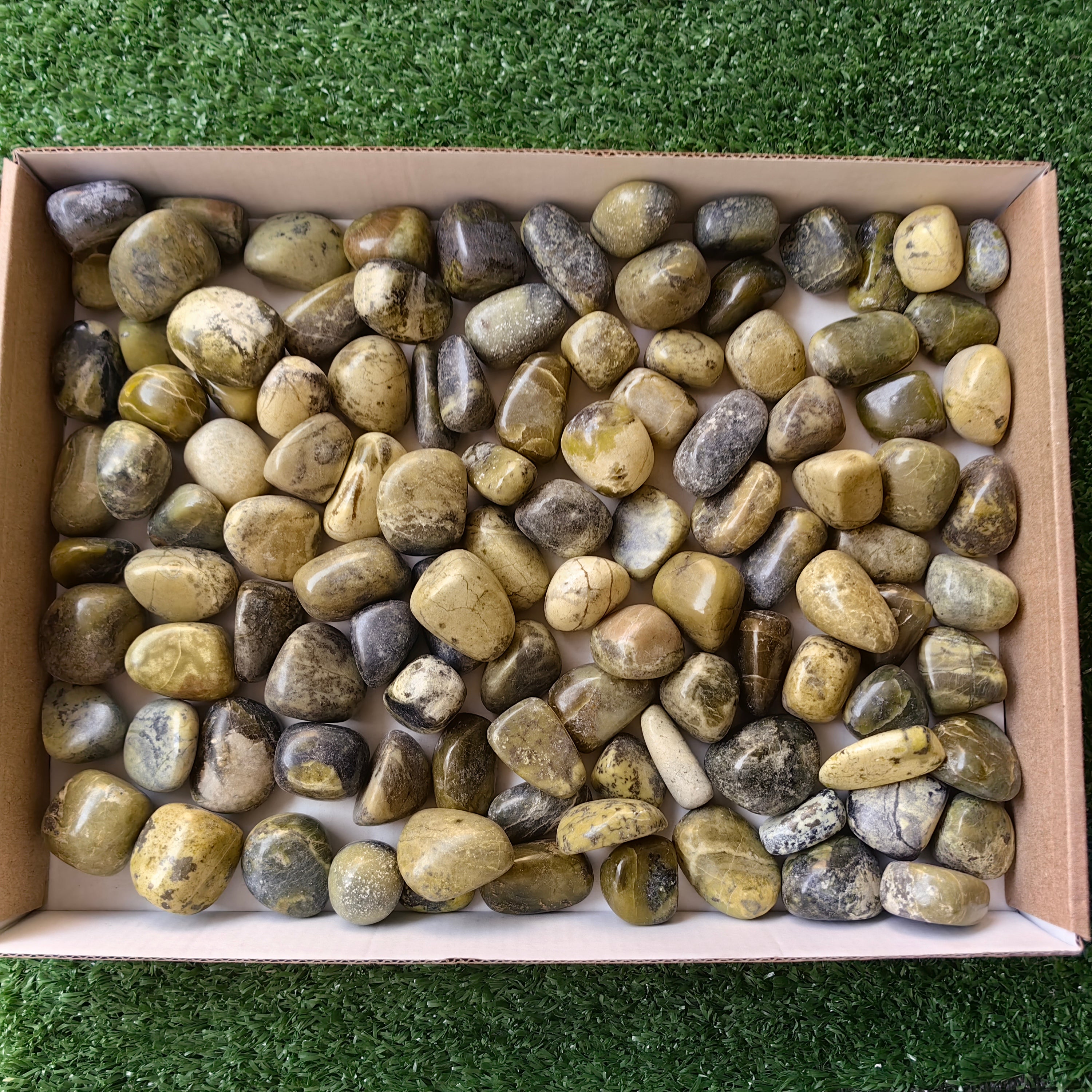 2 kg tumbled green serpentine