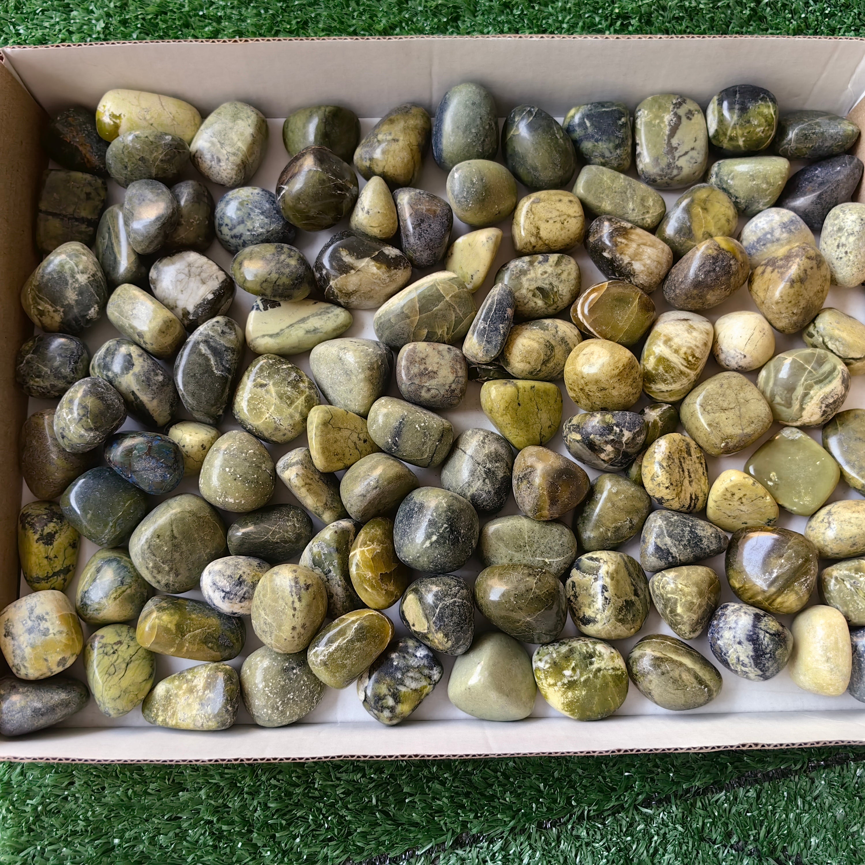 2 kg tumbled green serpentine