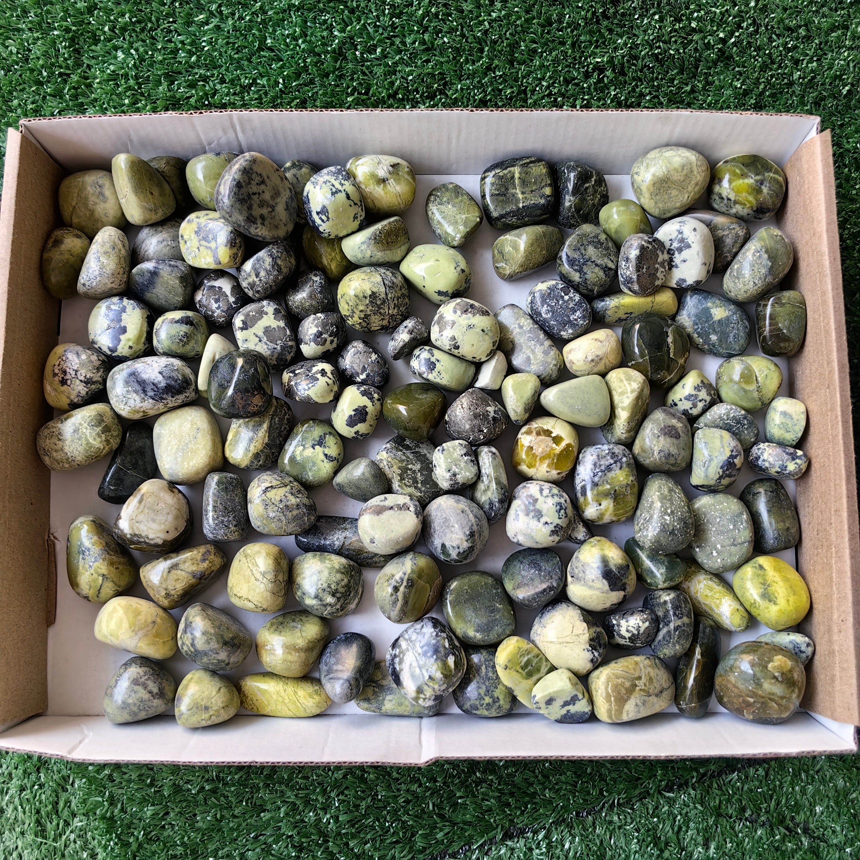 2 kg tumbled green serpentine