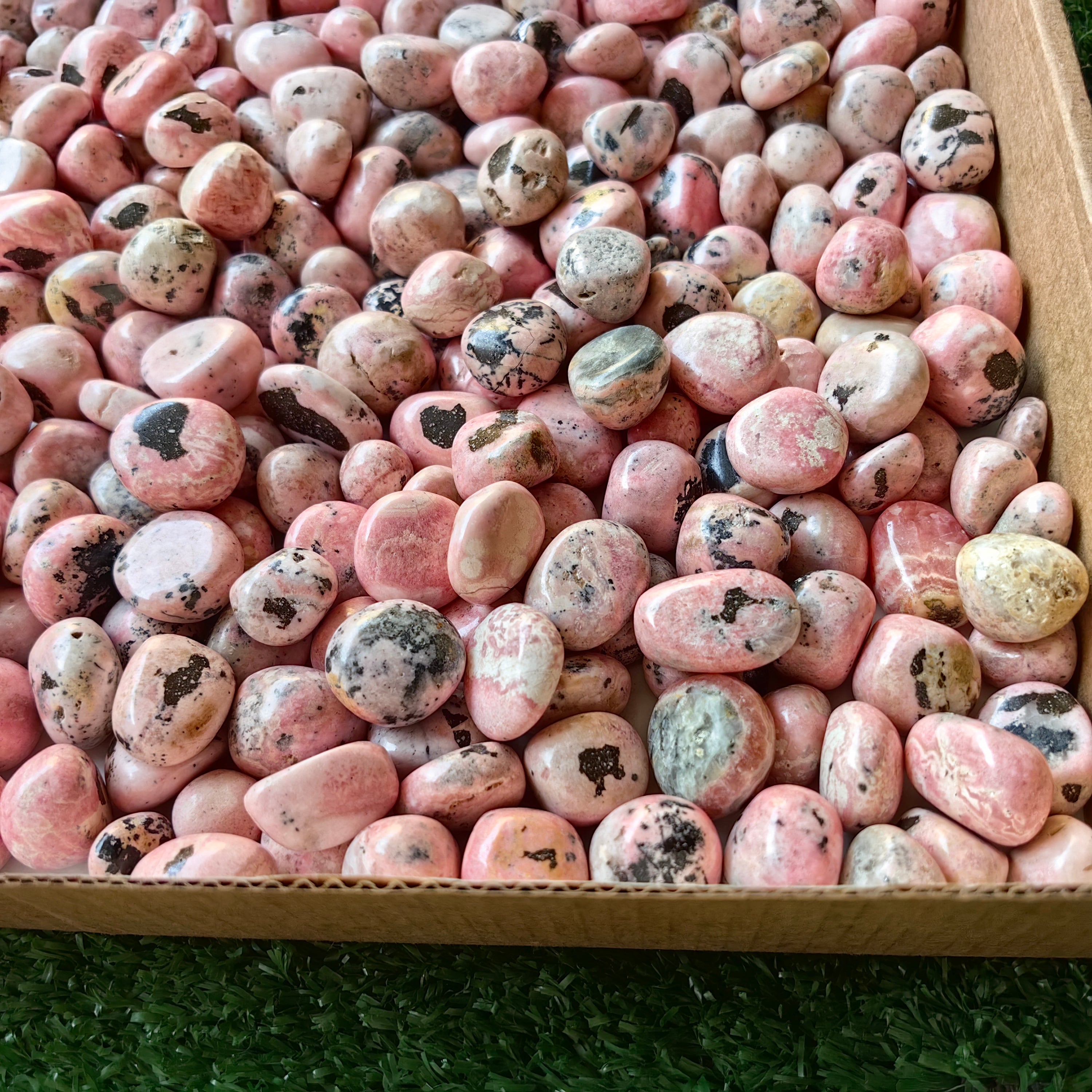 2 kg tumbled pink rhodonite