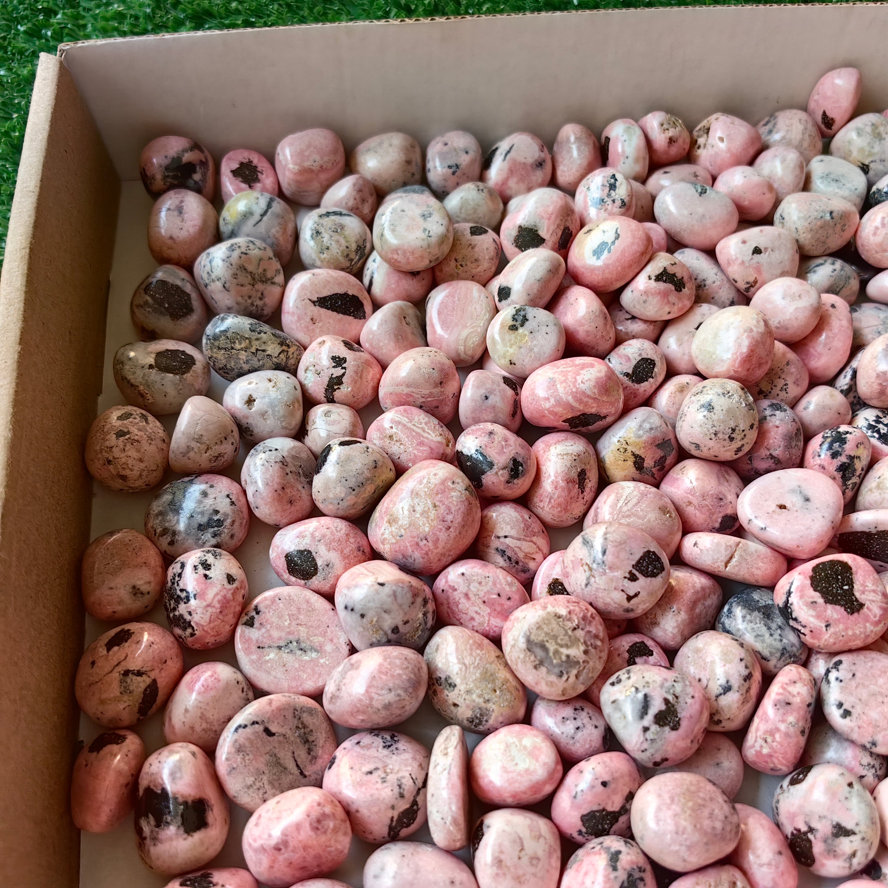 2 kg tumbled pink rhodonite