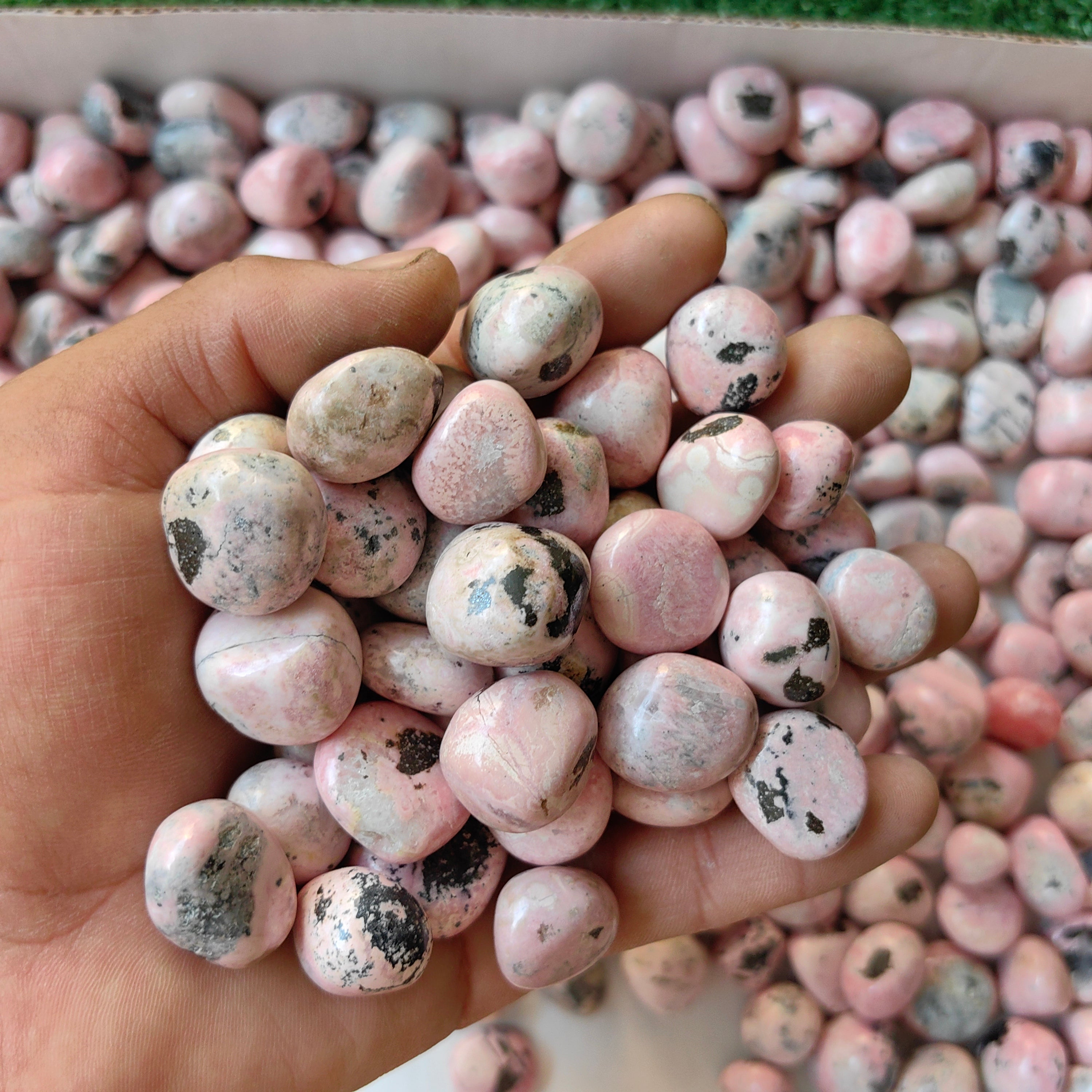 2 kg tumbled pink rhodonite
