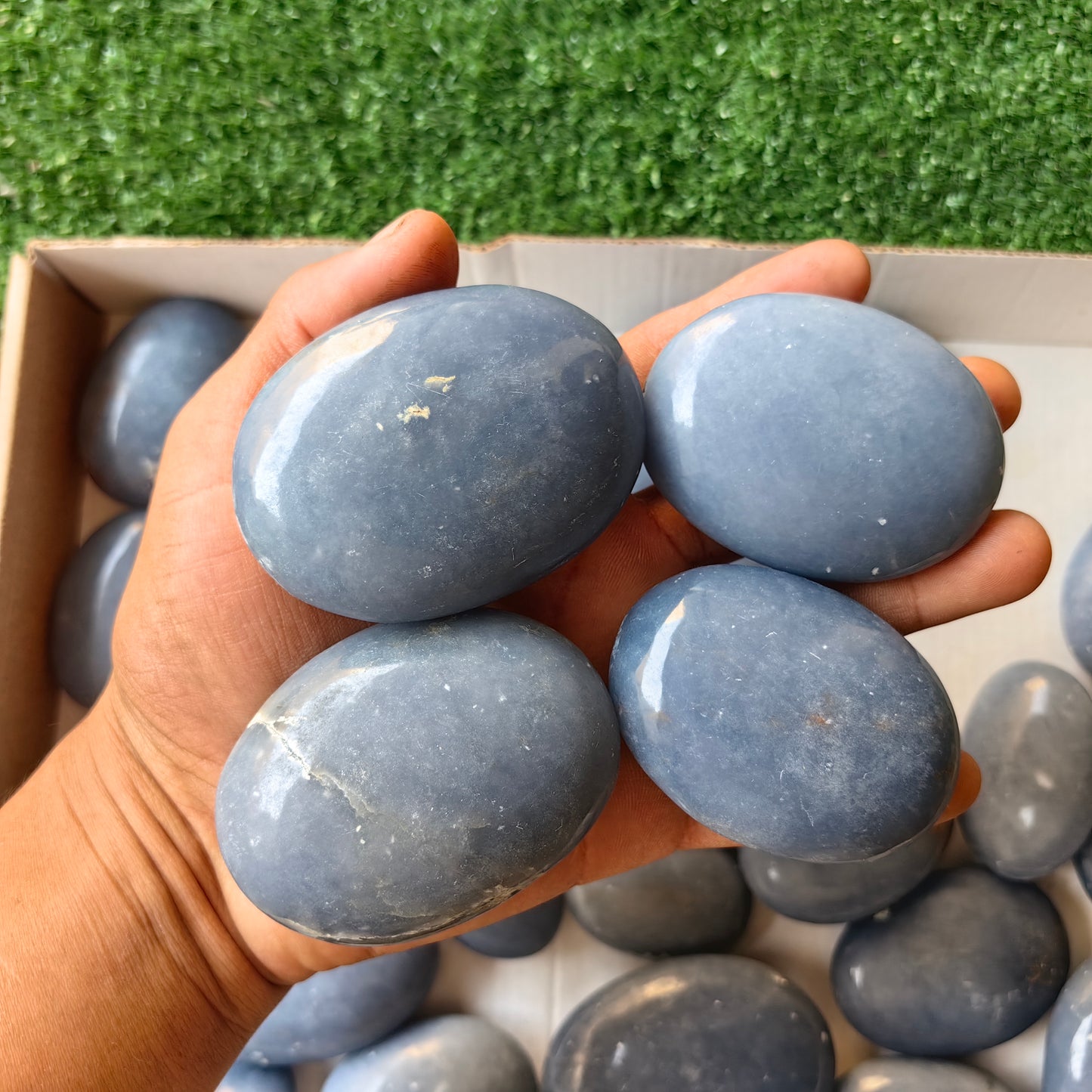 29 pc blue angelite palms