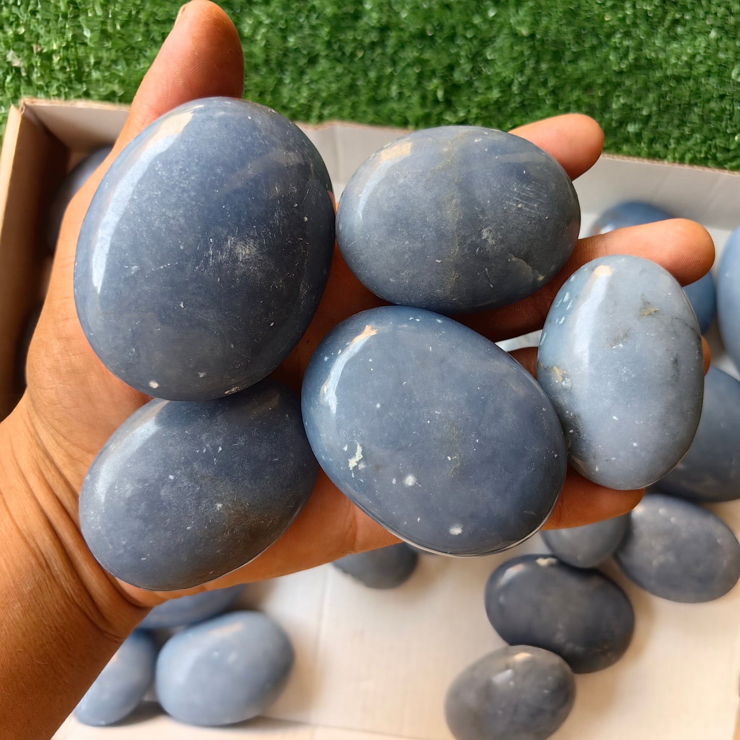 29 pc blue angelite palms