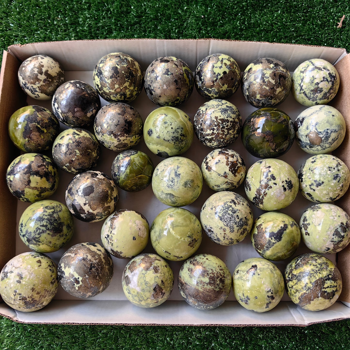 33 pc green serpentine with pyrite spheres