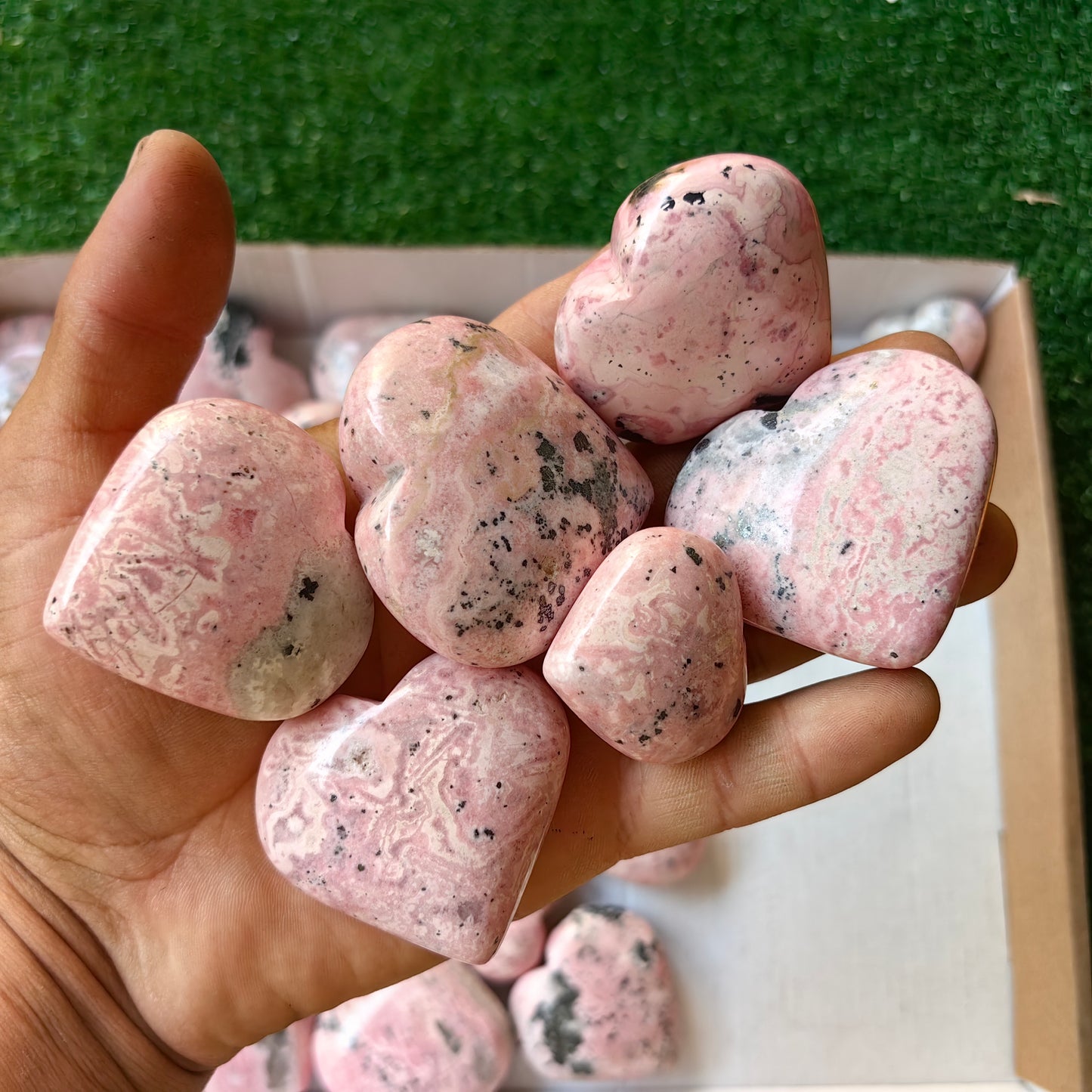 35 pc rhodonite hearts