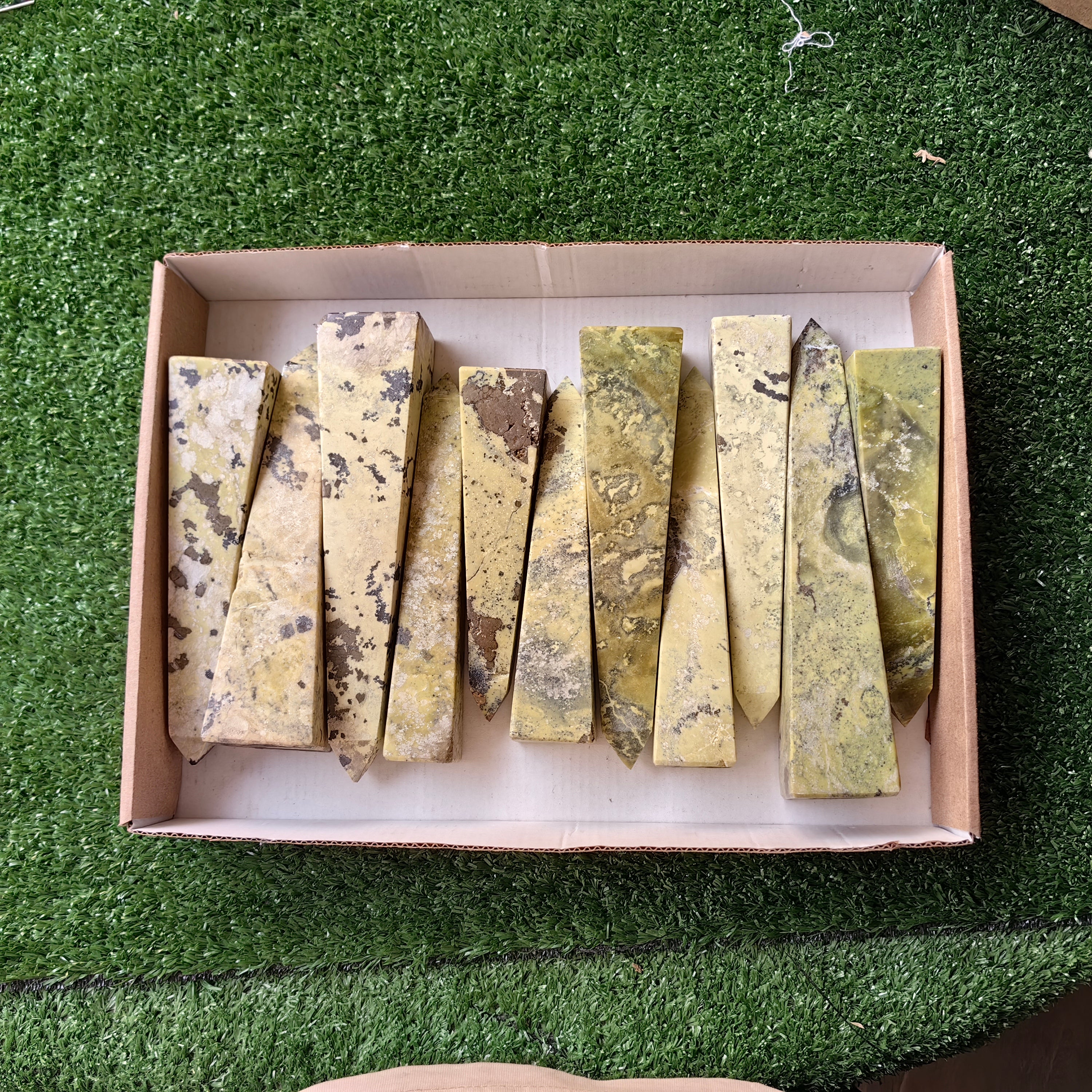 11 pc big green serpentine towers