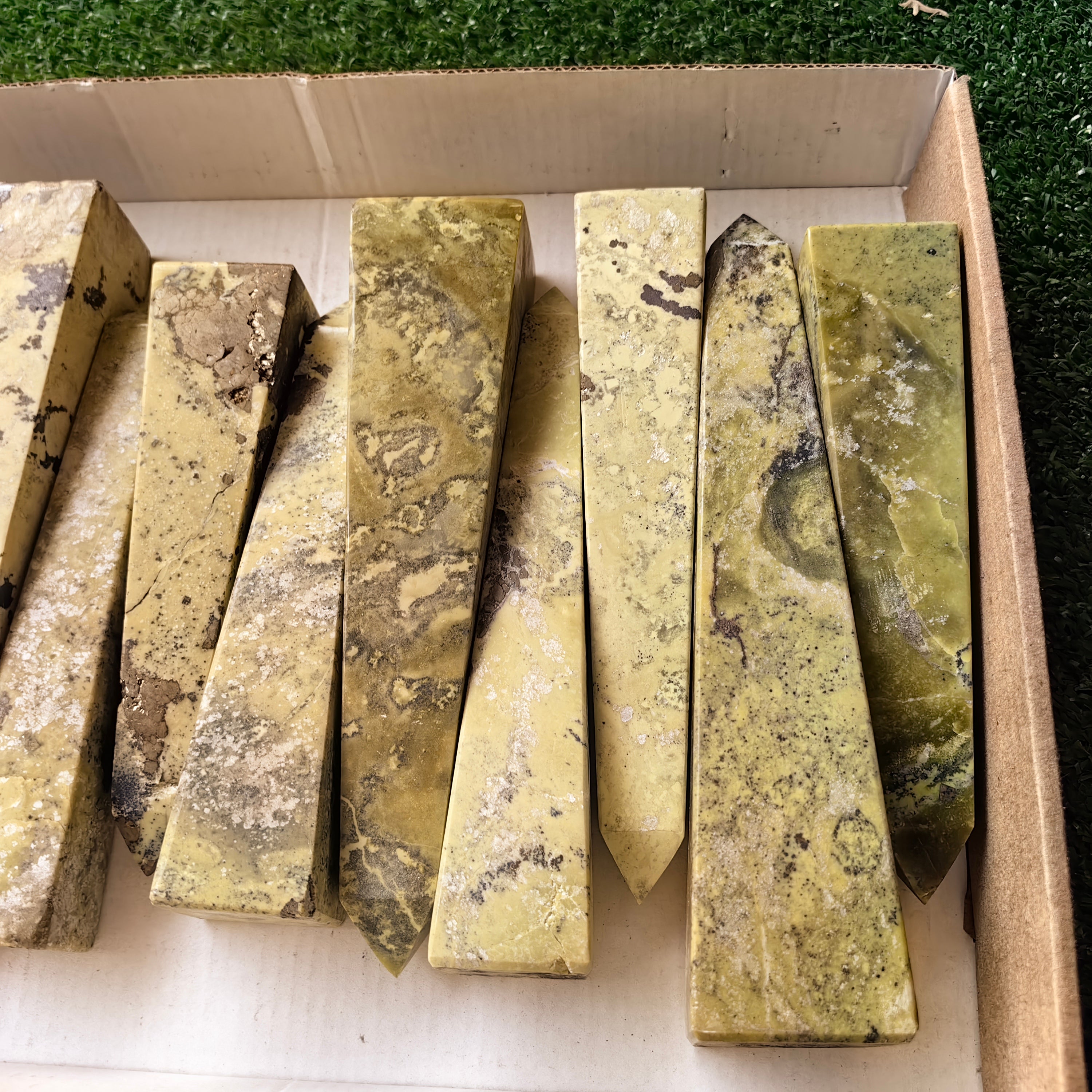 11 pc big green serpentine towers