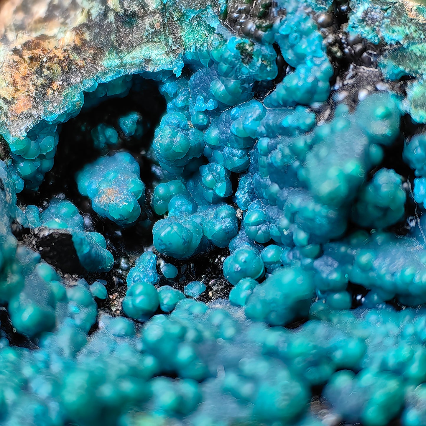 Chrysocolla on Quartz from mine tentadora