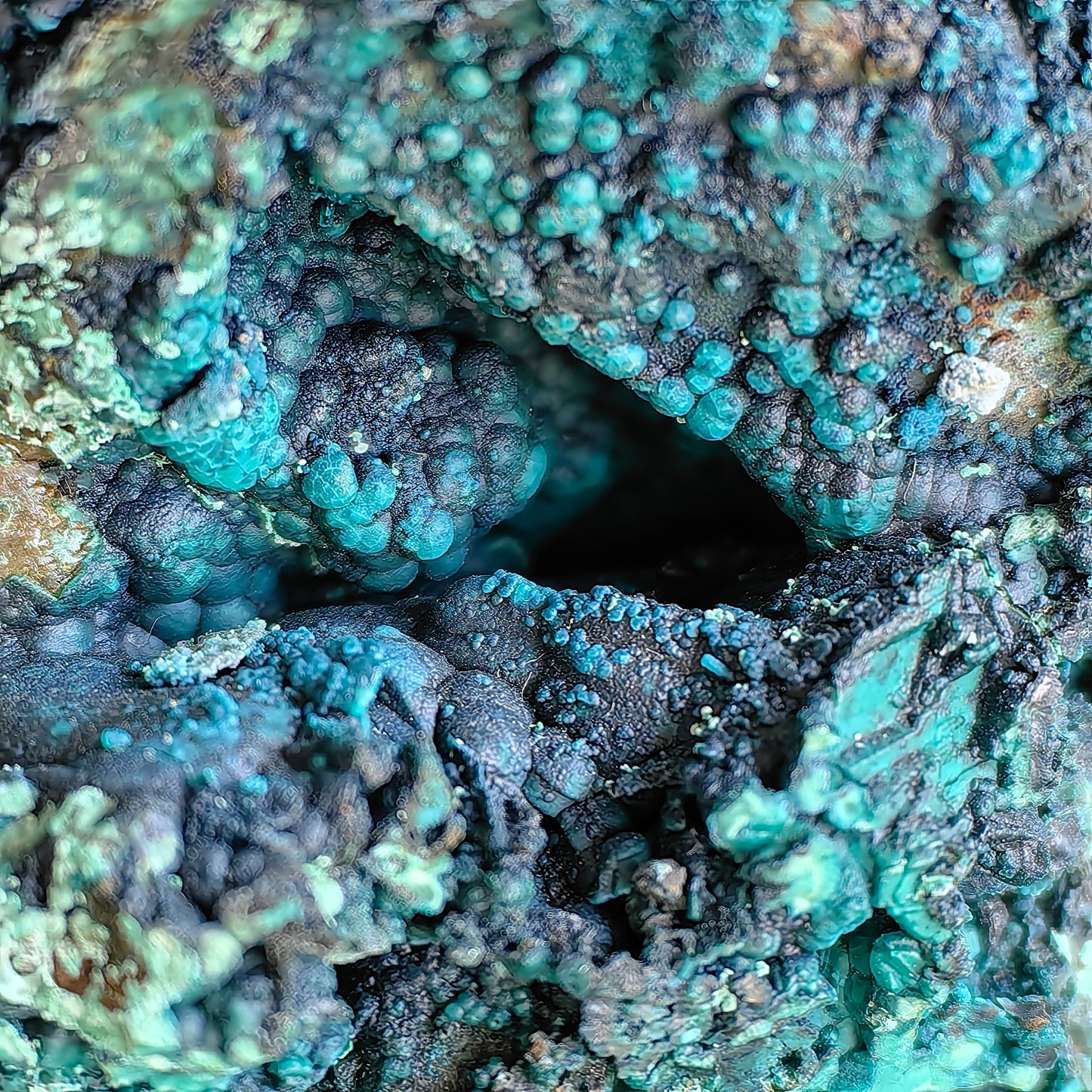 Chrysocolla on Quartz from mine tentadora