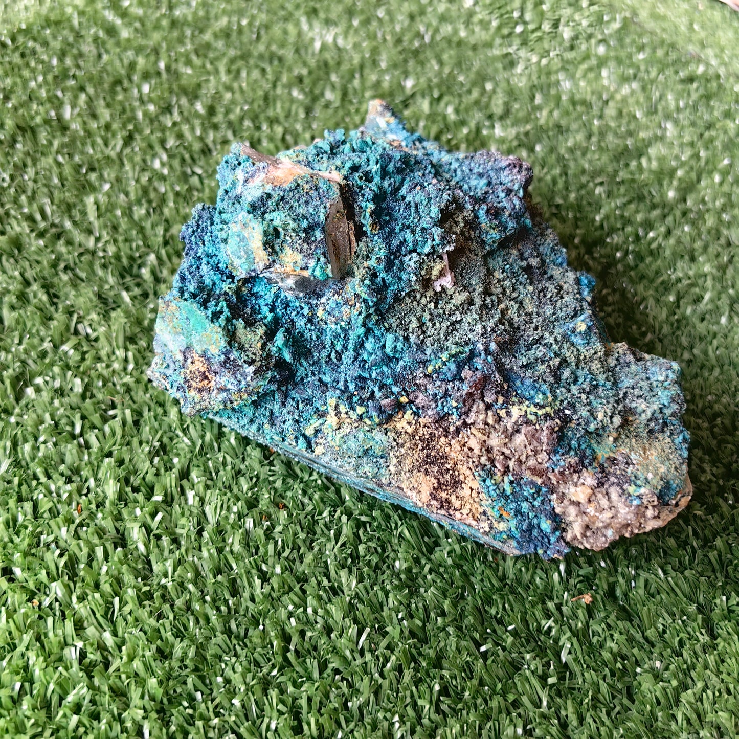 Chrysocolla on Quartz from mine tentadora