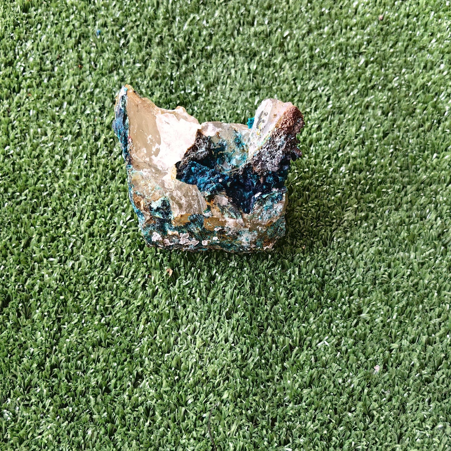 Chrysocolla on Quartz from mine tentadora