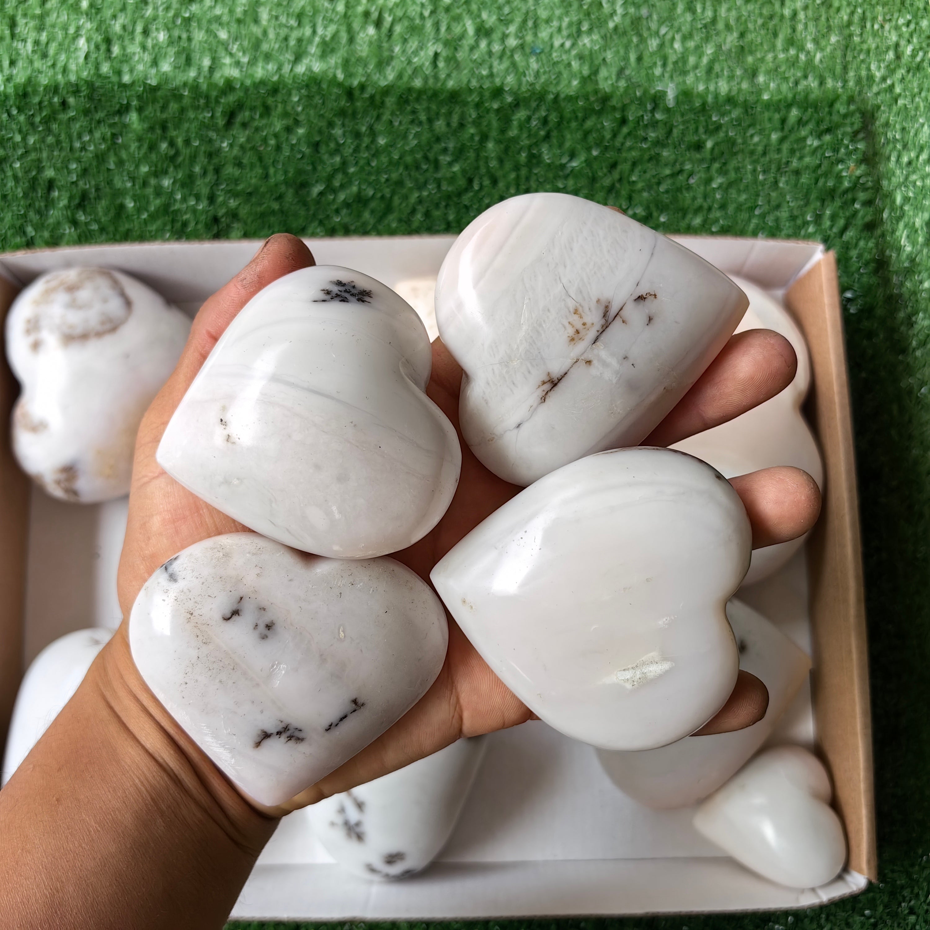 14 pc peruvian pink opal hearts