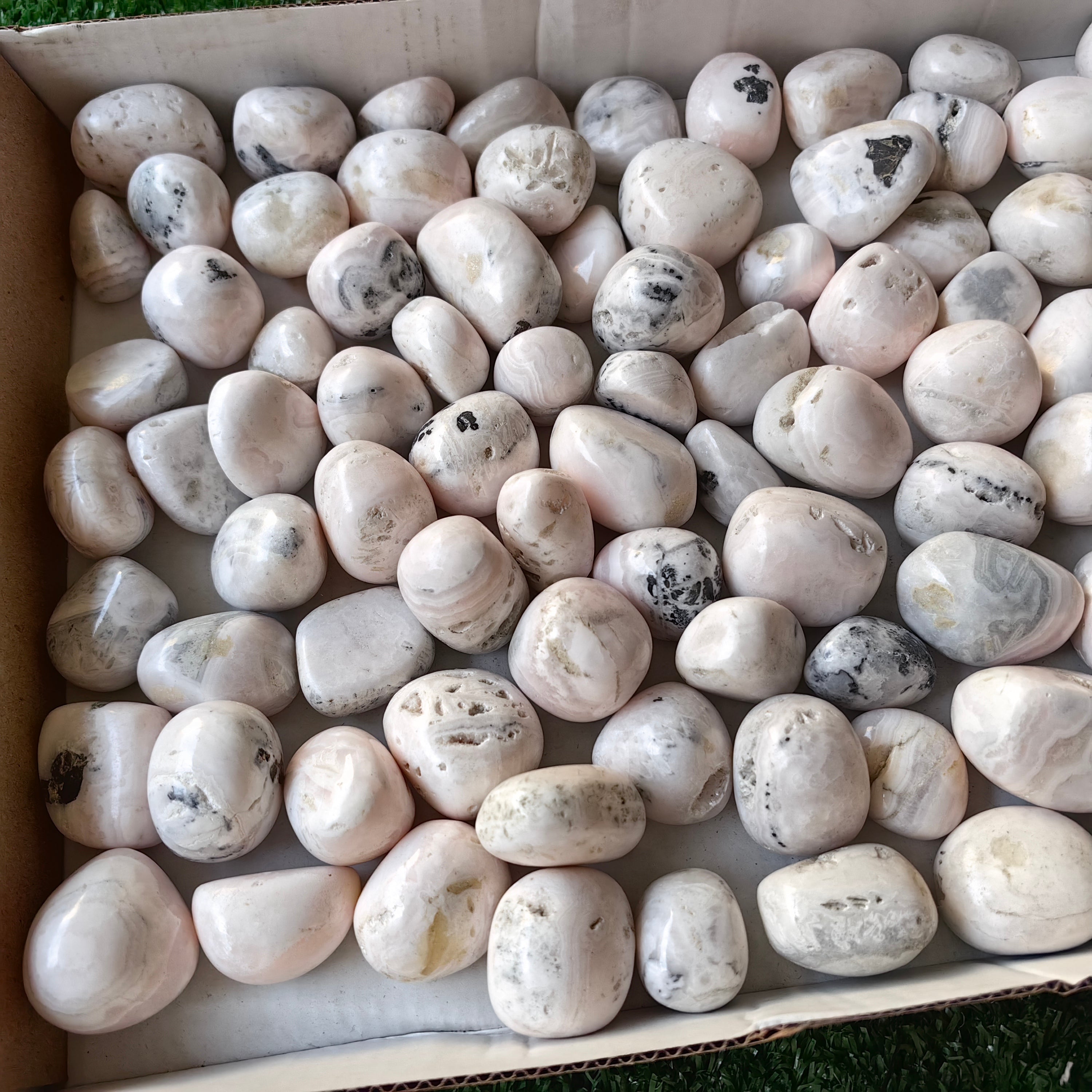 2 Kg Mangano Calcite Tumbled