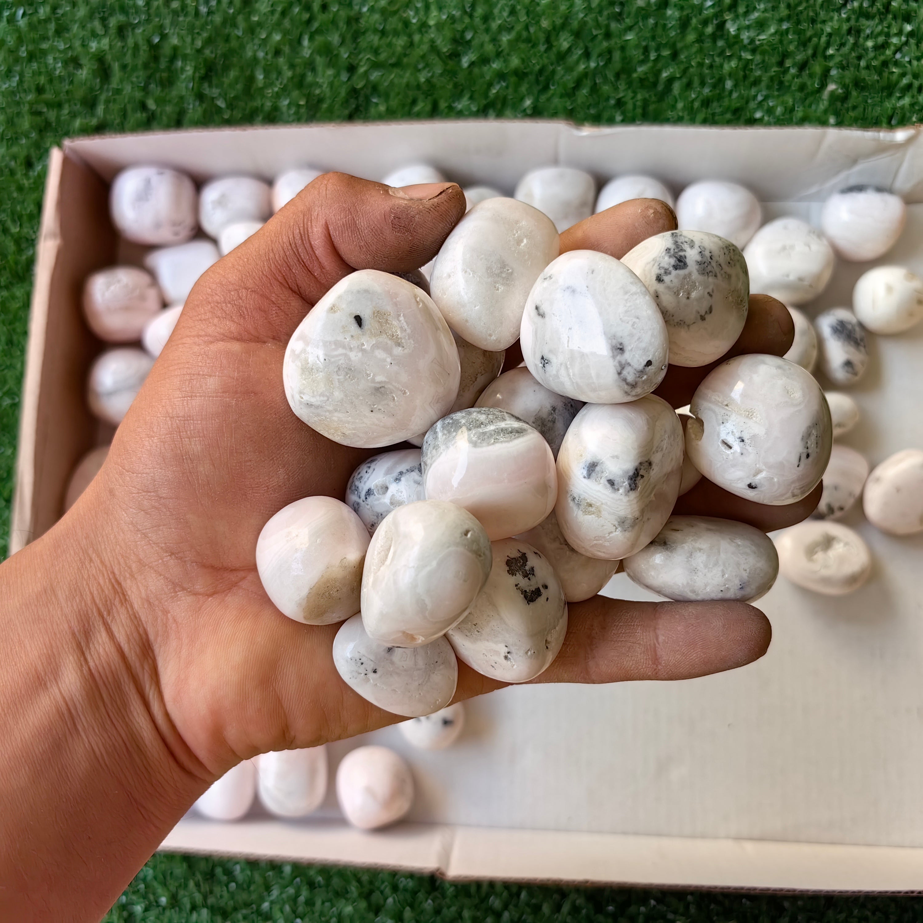 2 Kg Mangano Calcite Tumbled