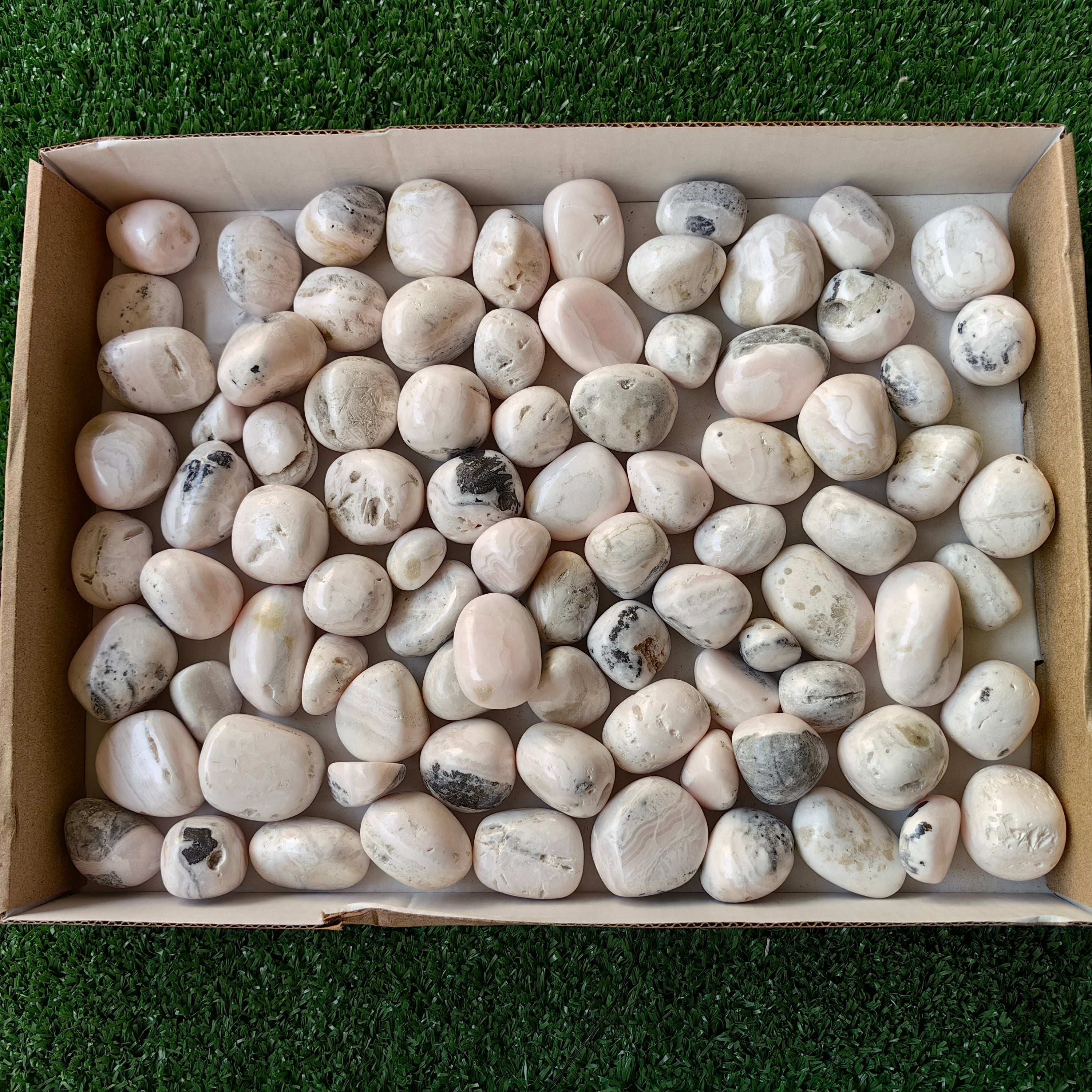 2 Kg Mangano Calcite Tumbled