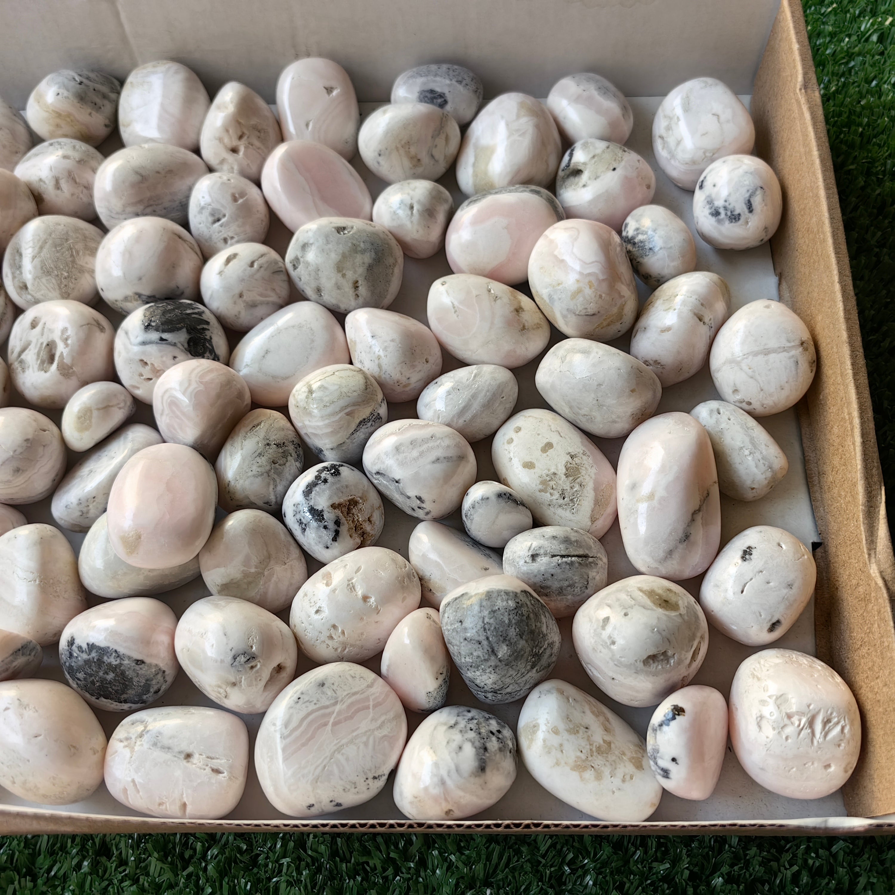 2 Kg Mangano Calcite Tumbled