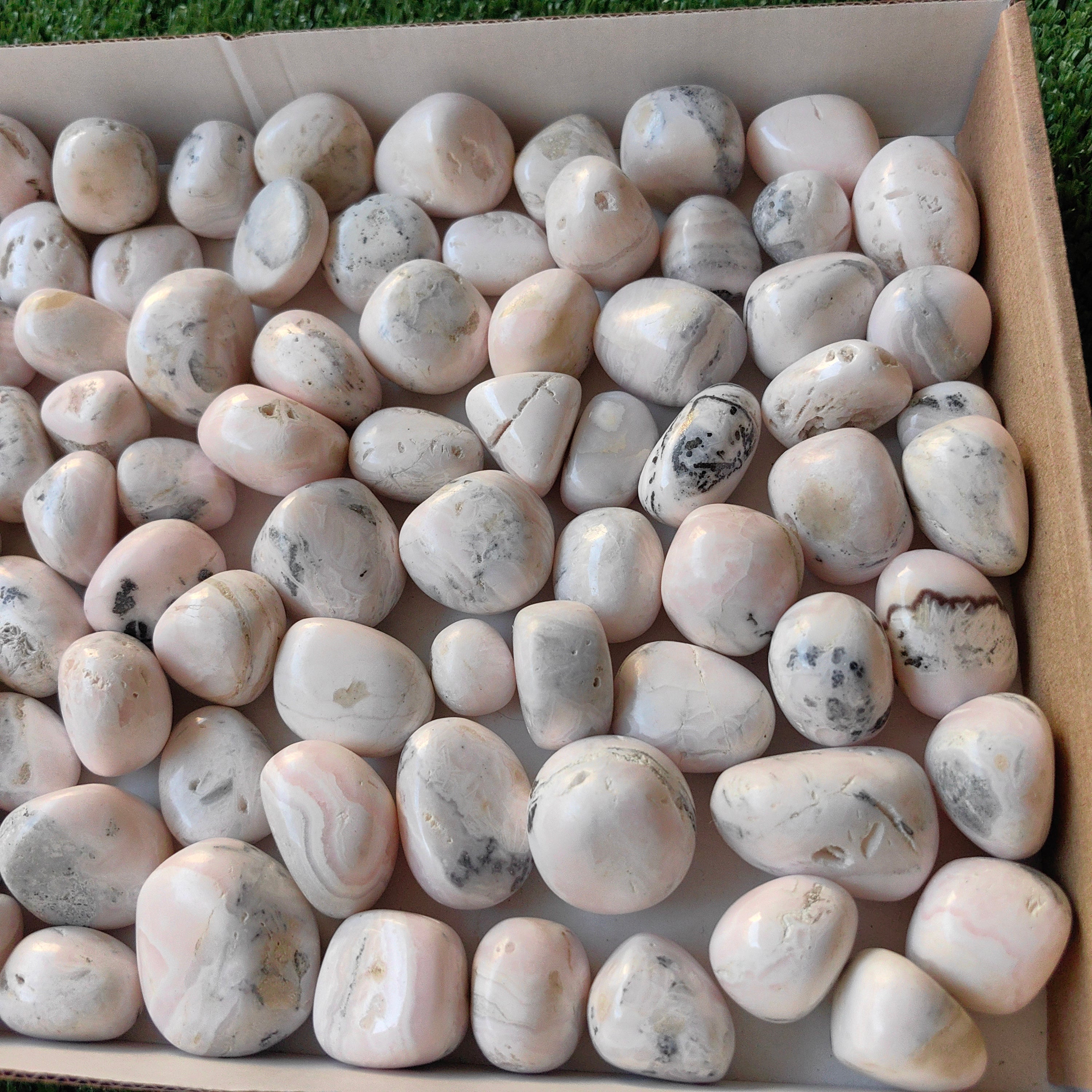 2 Kg Mangano Calcite Tumbled