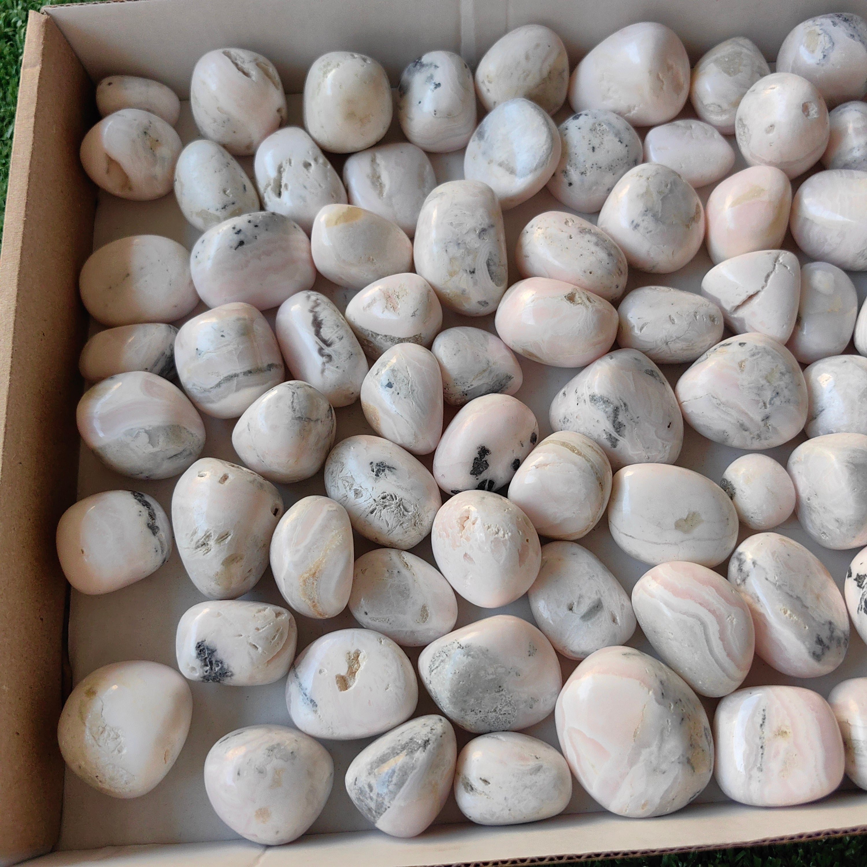 2 Kg Mangano Calcite Tumbled