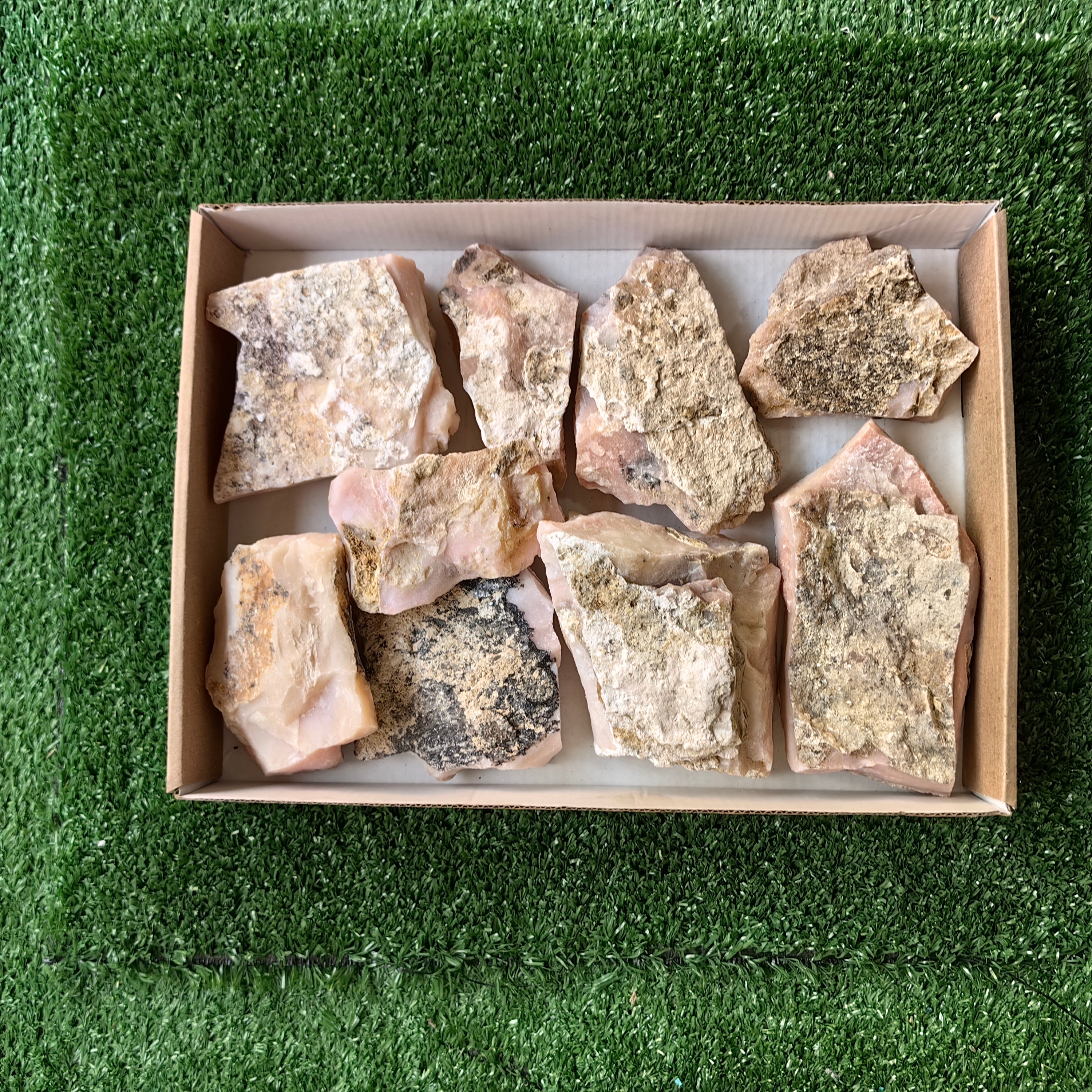 2 kg Pink Opal Rough Peru