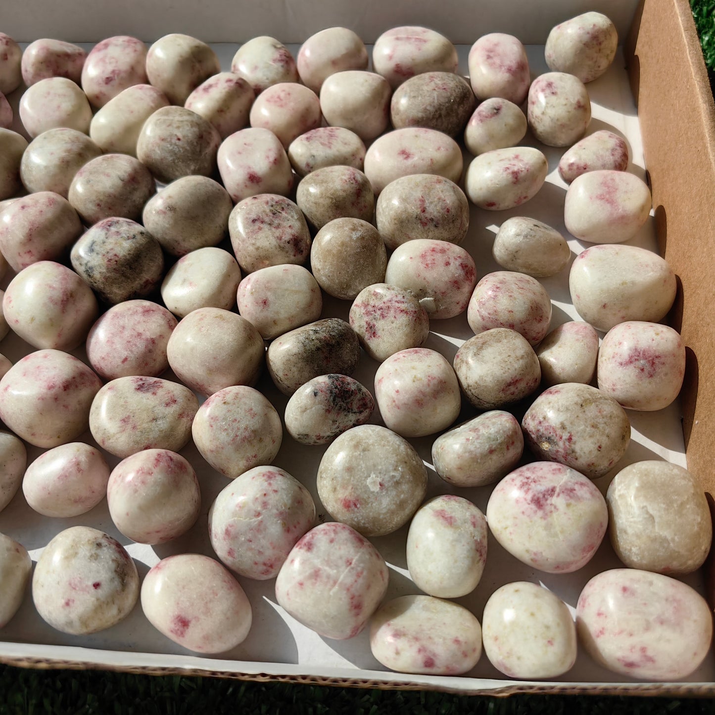 1.5 kg tumbled cinabrite