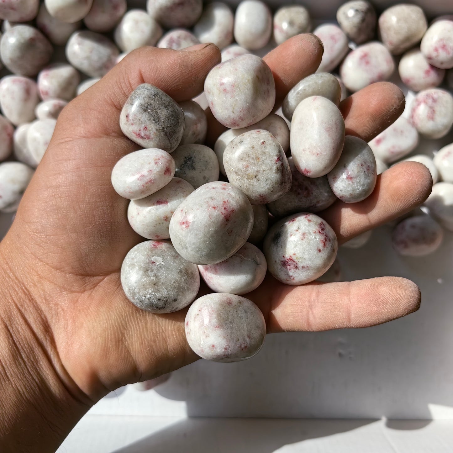 1.5 kg tumbled cinabrite