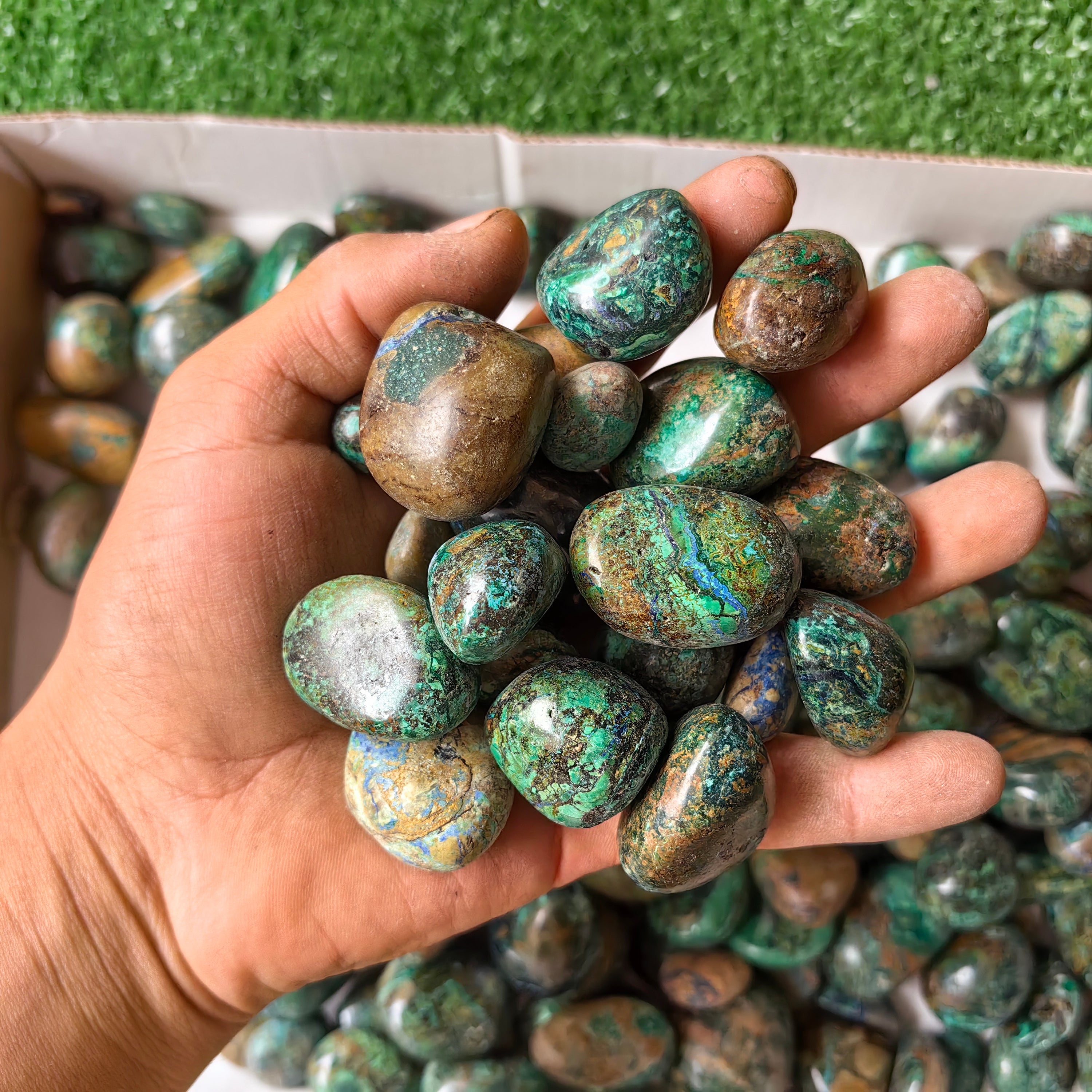 2.2 kg tumbled azurite malachite