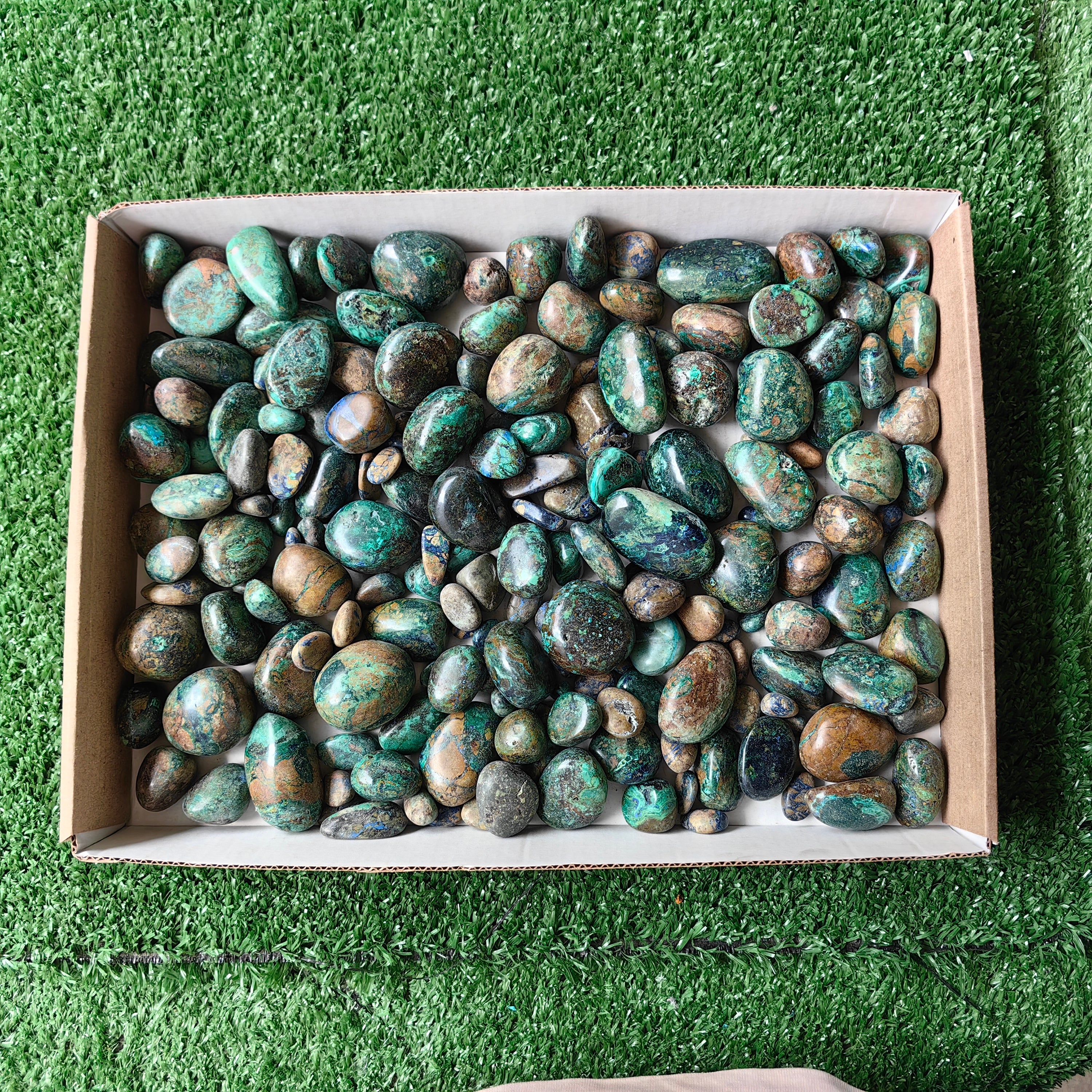 2.2 kg tumbled azurite malachite