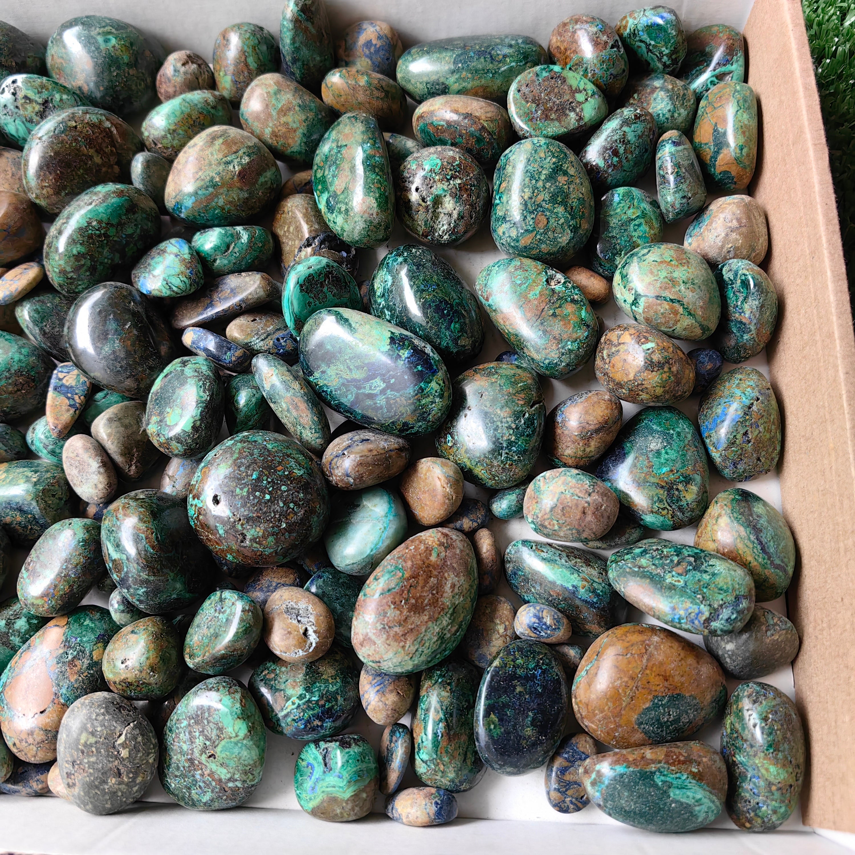 2.2 kg tumbled azurite malachite