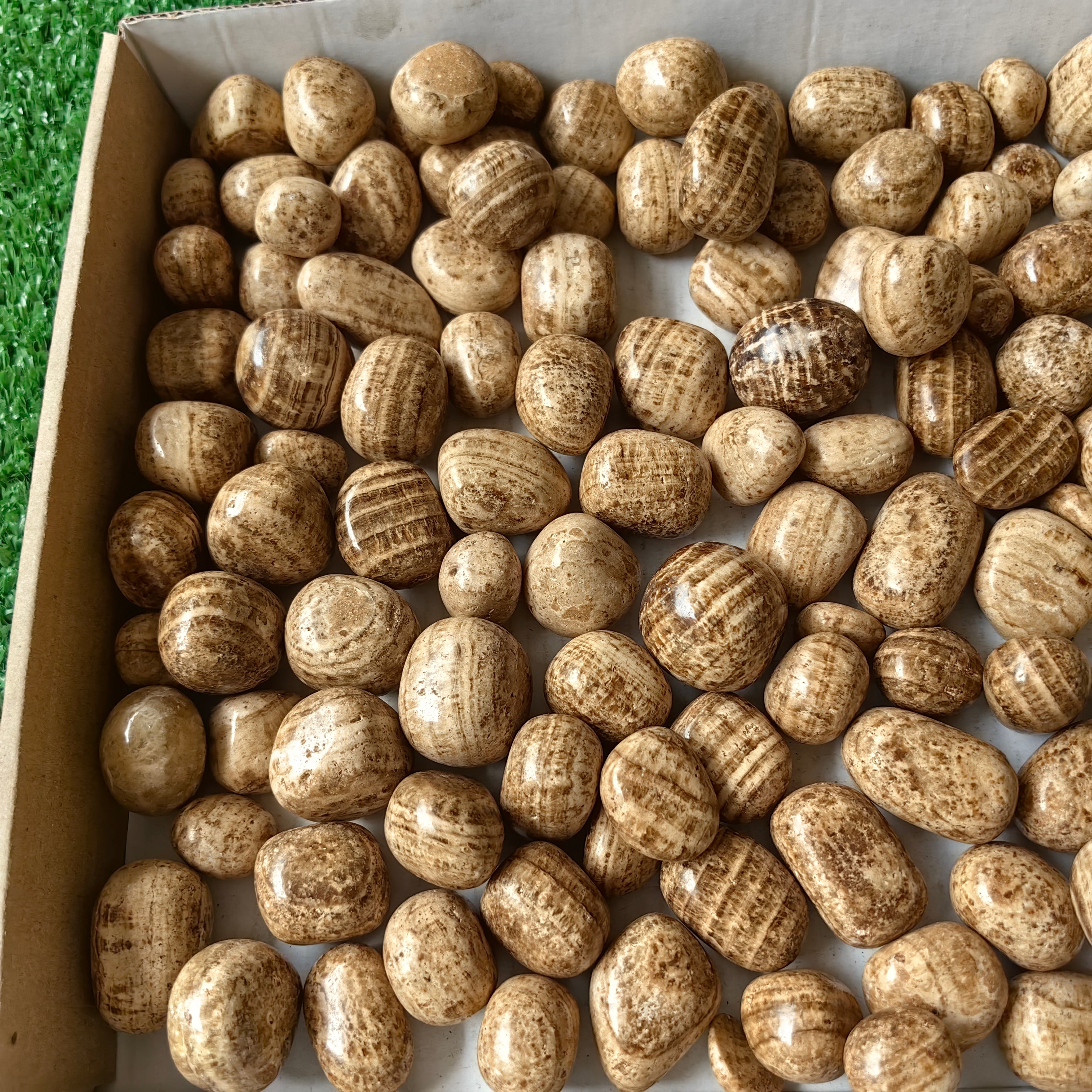 2.2 kg brown Aragonite tumbled